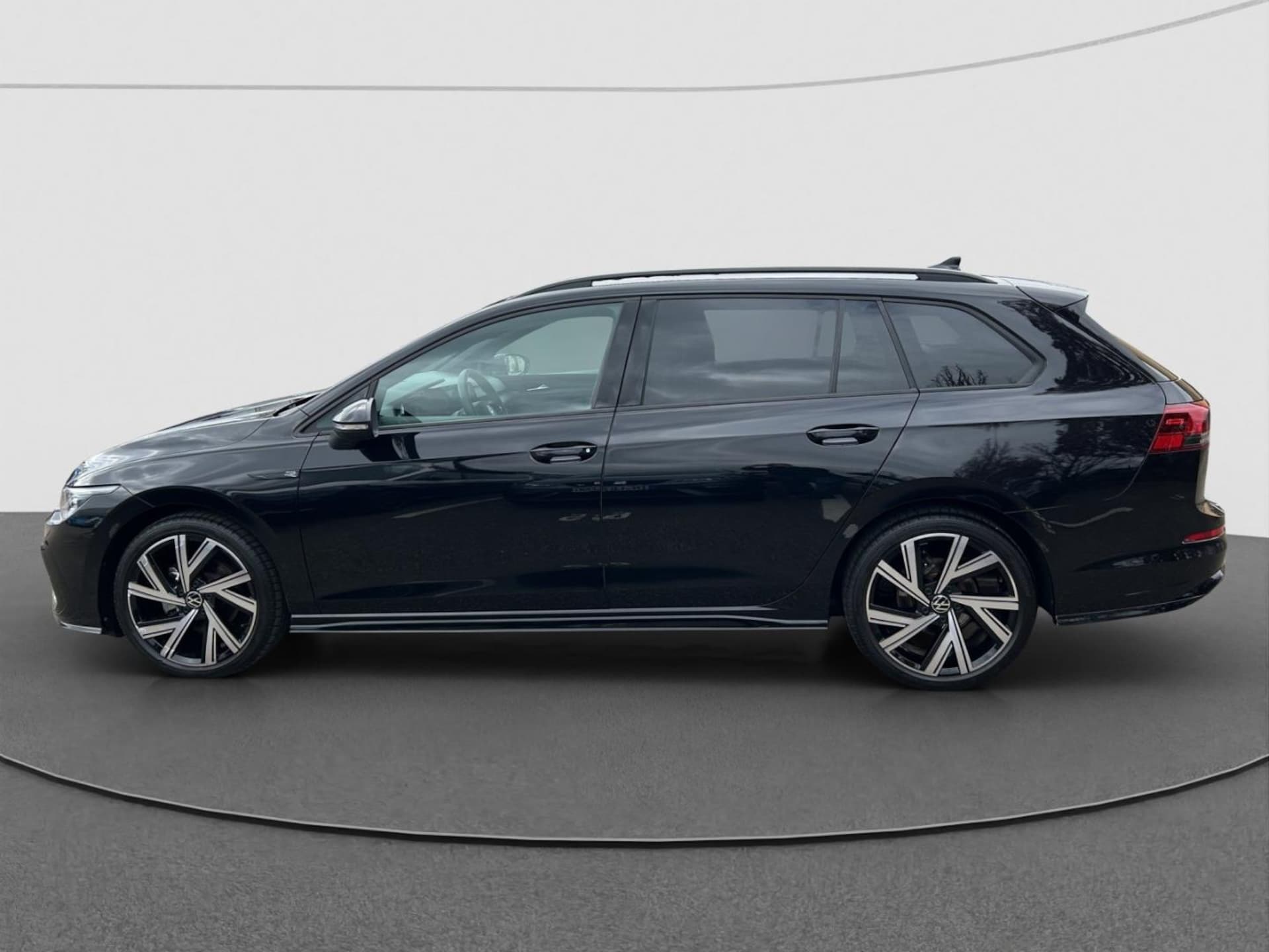 Volkswagen Golf Variant R-Line