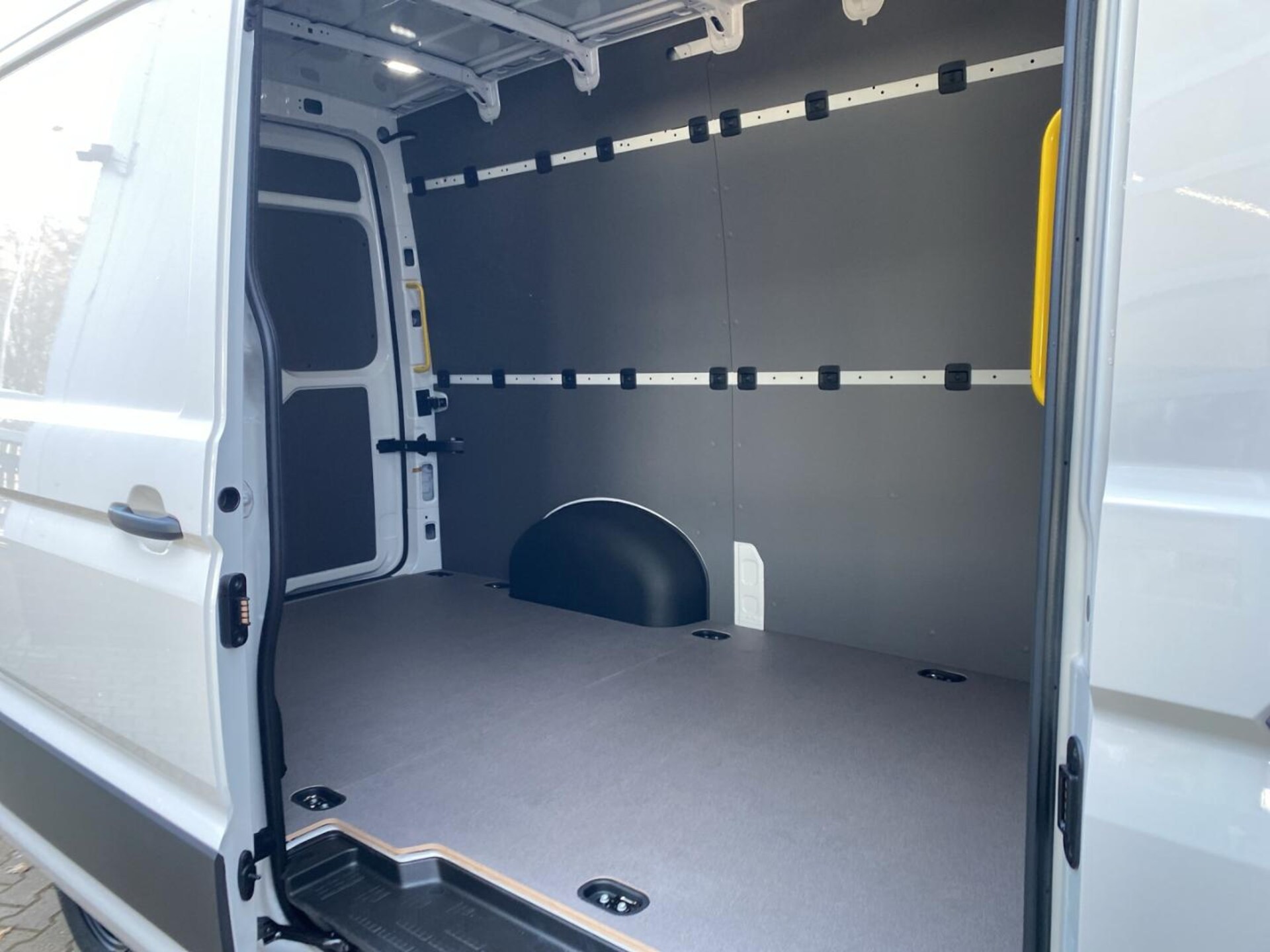 Volkswagen Crafter Kasten mittlerer Radstand