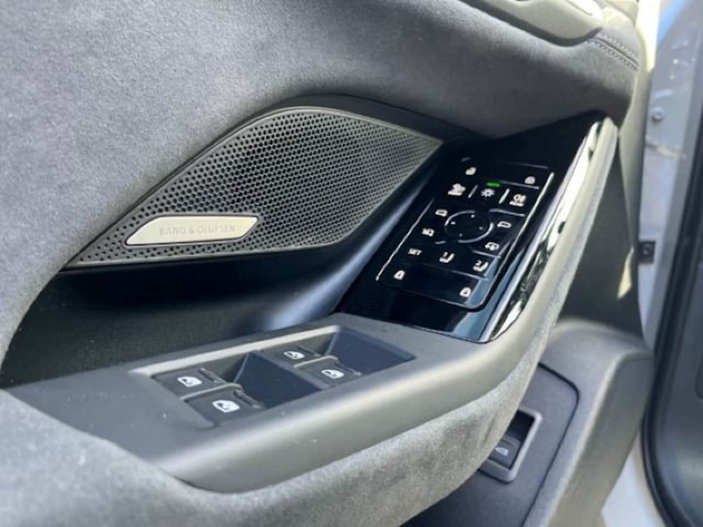 Bild über Audi A6 Avant e-tron S line business e-tron performance 270 kW - für weitere Informationen kontaktieren Sie den Audi Partner