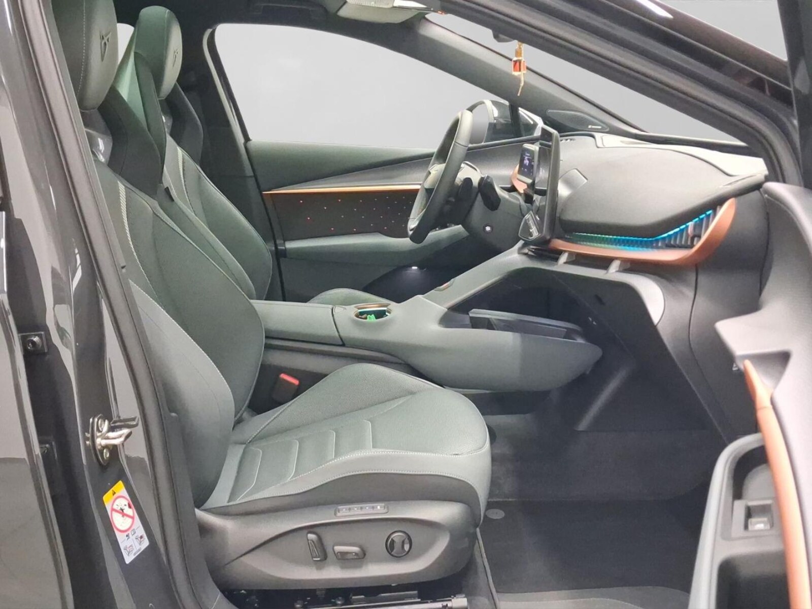 CUPRA Tavascan – Bild 14