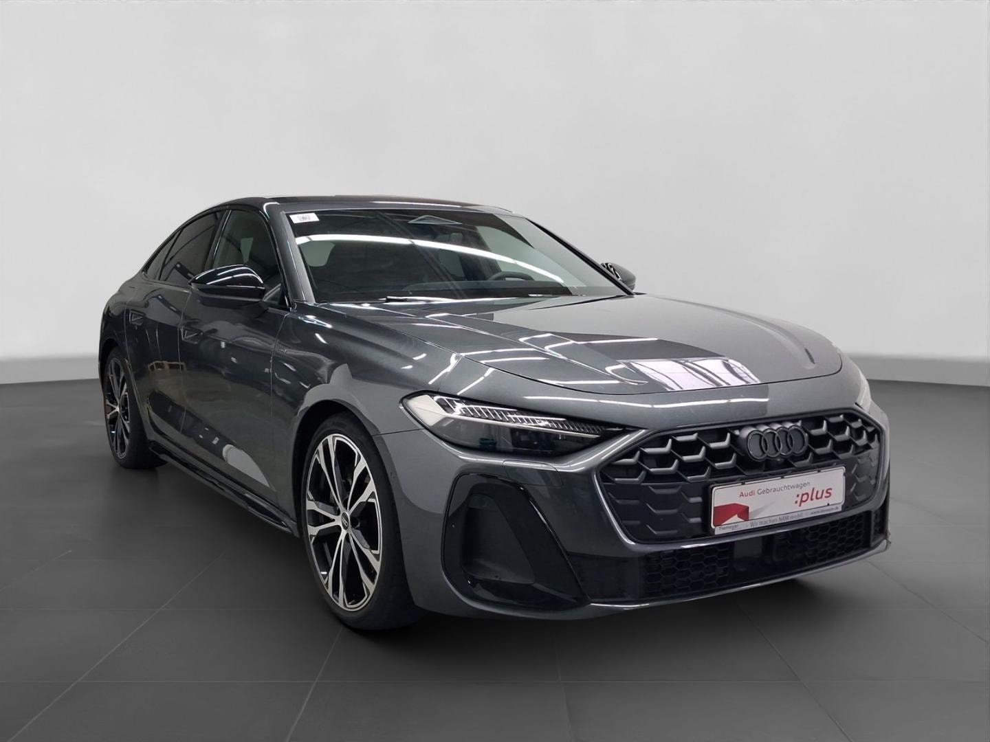 Bild über Audi A5 Limousine e-hybrid e-hybrid quattro 220 kW S tronic - für weitere Informationen kontaktieren Sie den Audi Partner