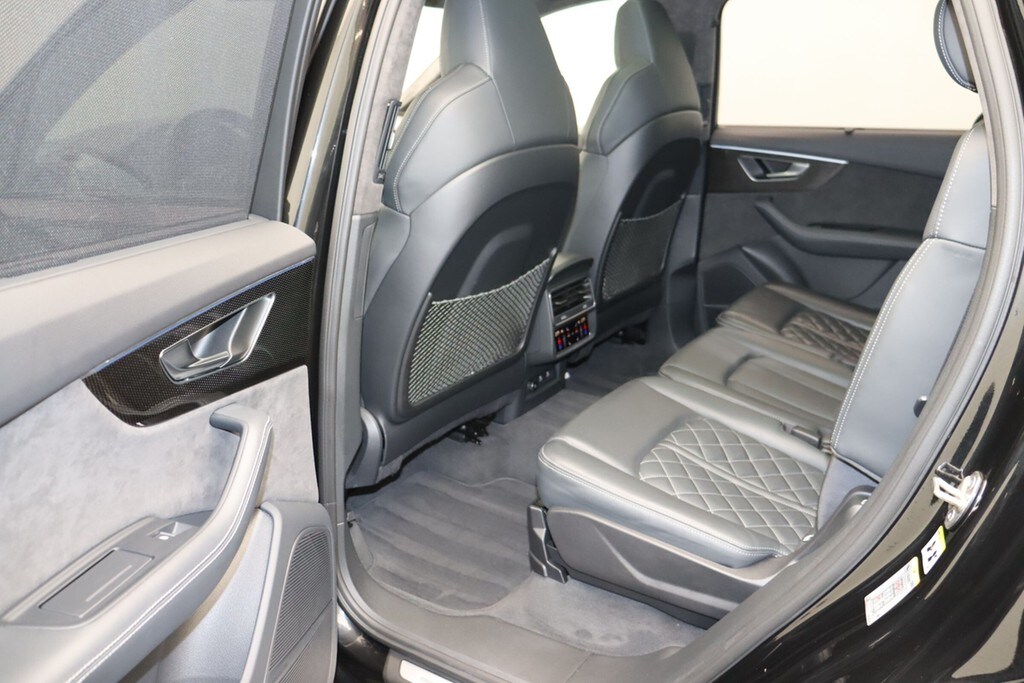 Image about Audi SQ7 TFSI quattro tiptronic