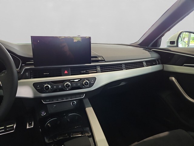 Image about Audi A4 Avant S line 40 TFSI S tronic
