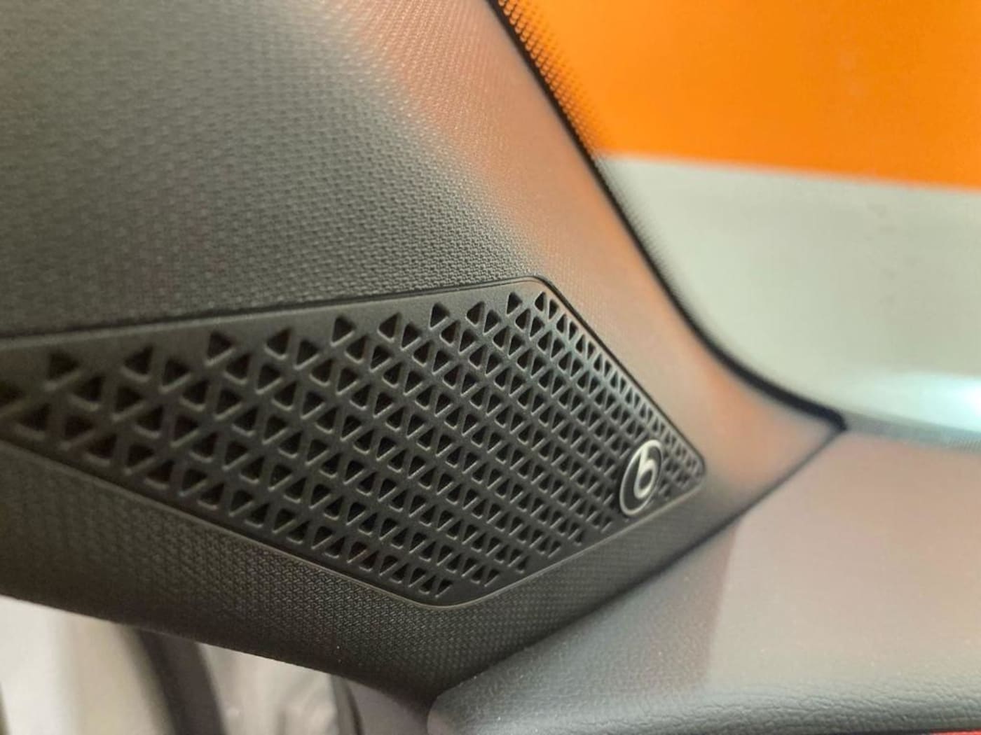 CUPRA Leon Sportstourer 1.5 eTSI DSG 110 kW (150 CV) — photo 9
