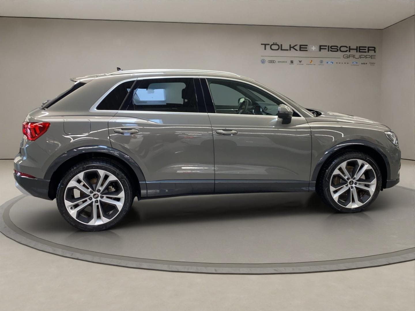 Bild über Audi Q3 TFSI quattro 140 kW S tronic - für weitere Informationen kontaktieren Sie den Audi Partner