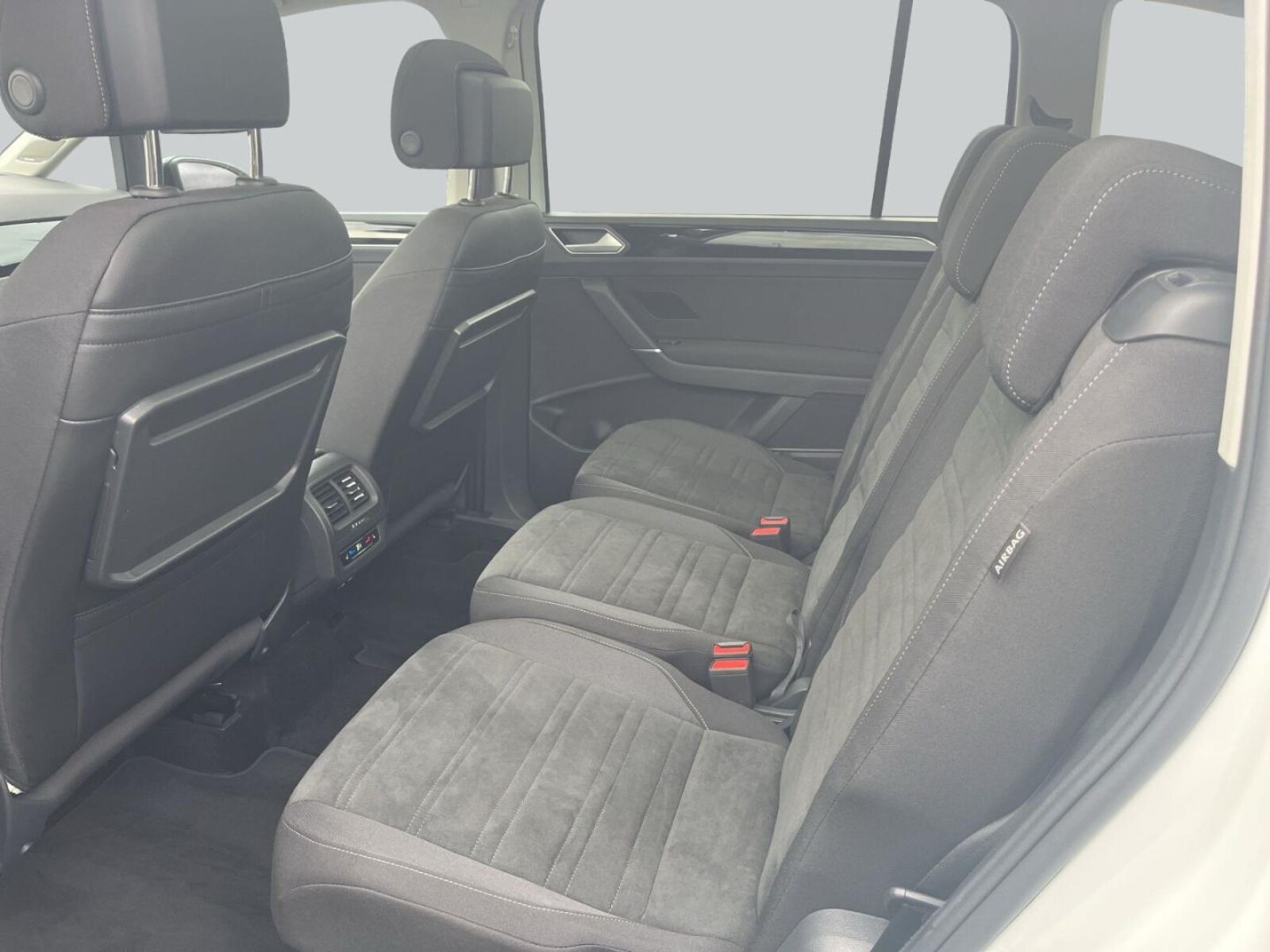 Volkswagen Touran – Bild 11