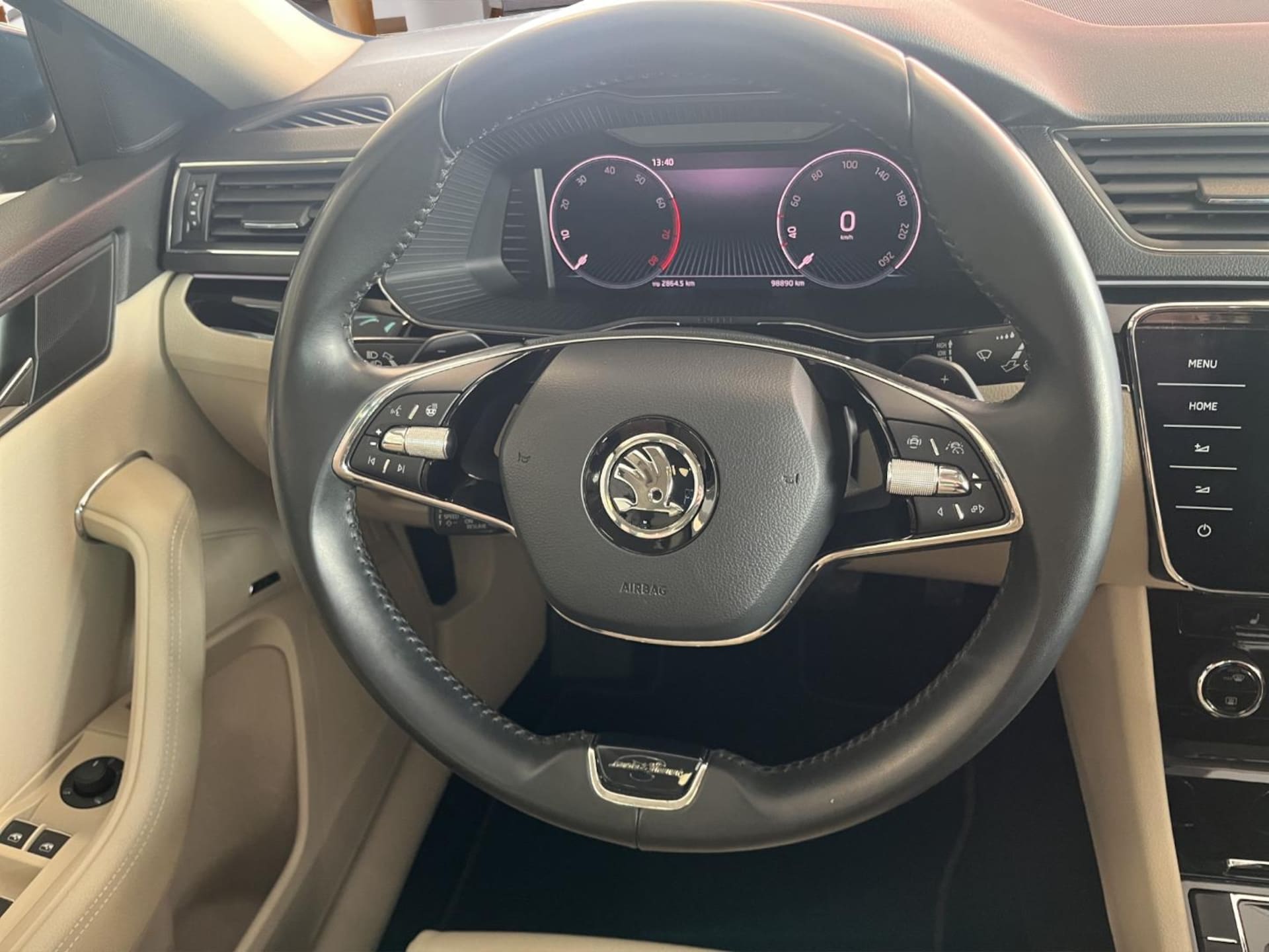 Skoda Superb Combi Laurin & Klement