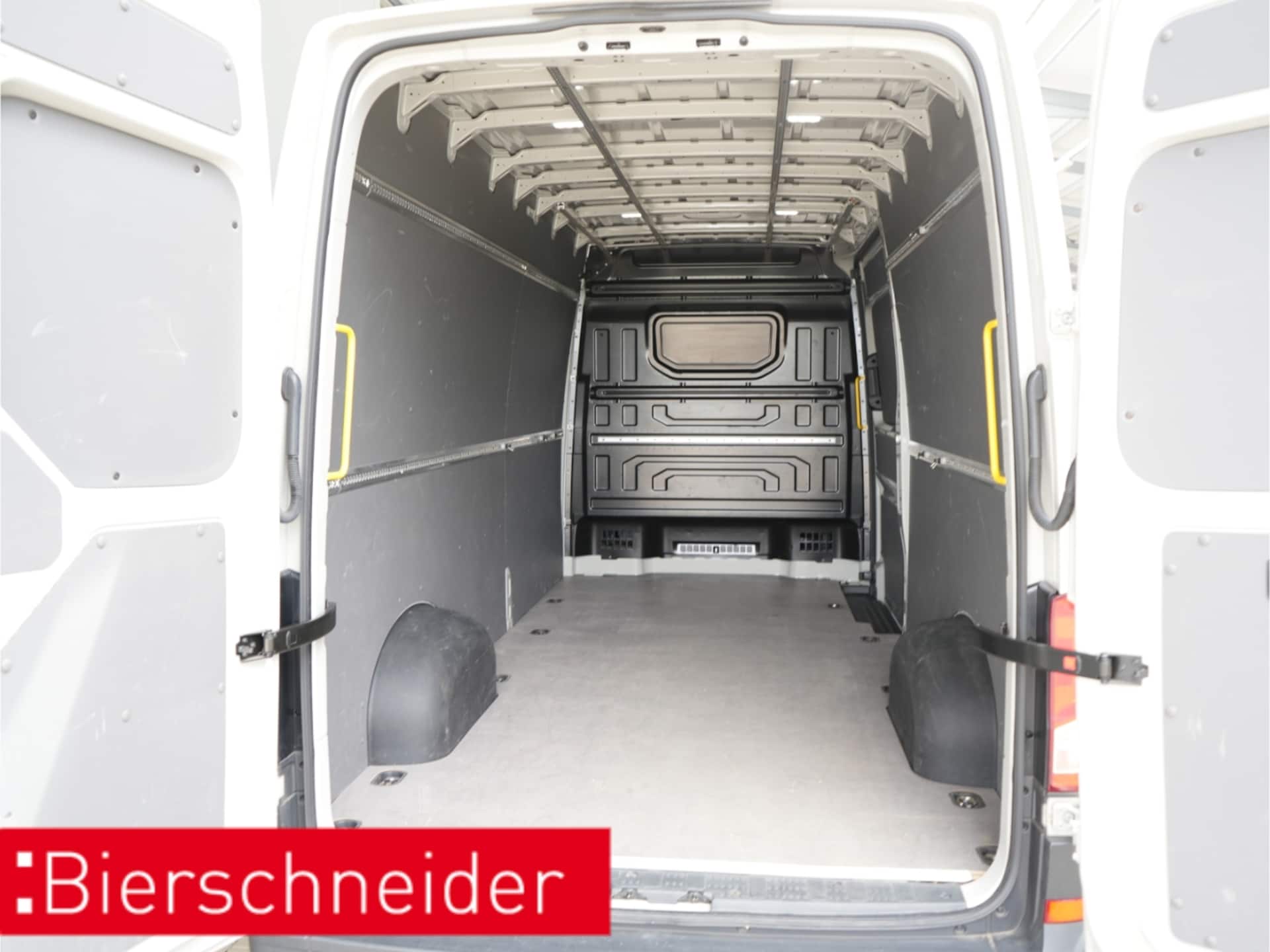 Volkswagen Crafter Kasten langer Radstand