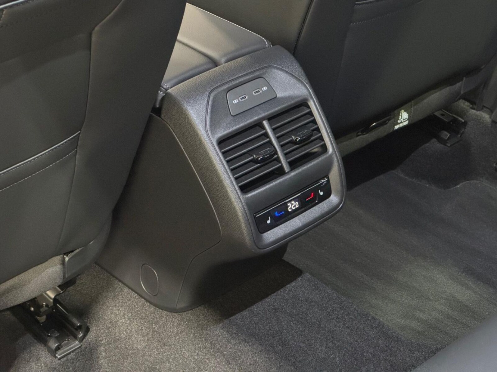 Volkswagen Passat – Bild 24
