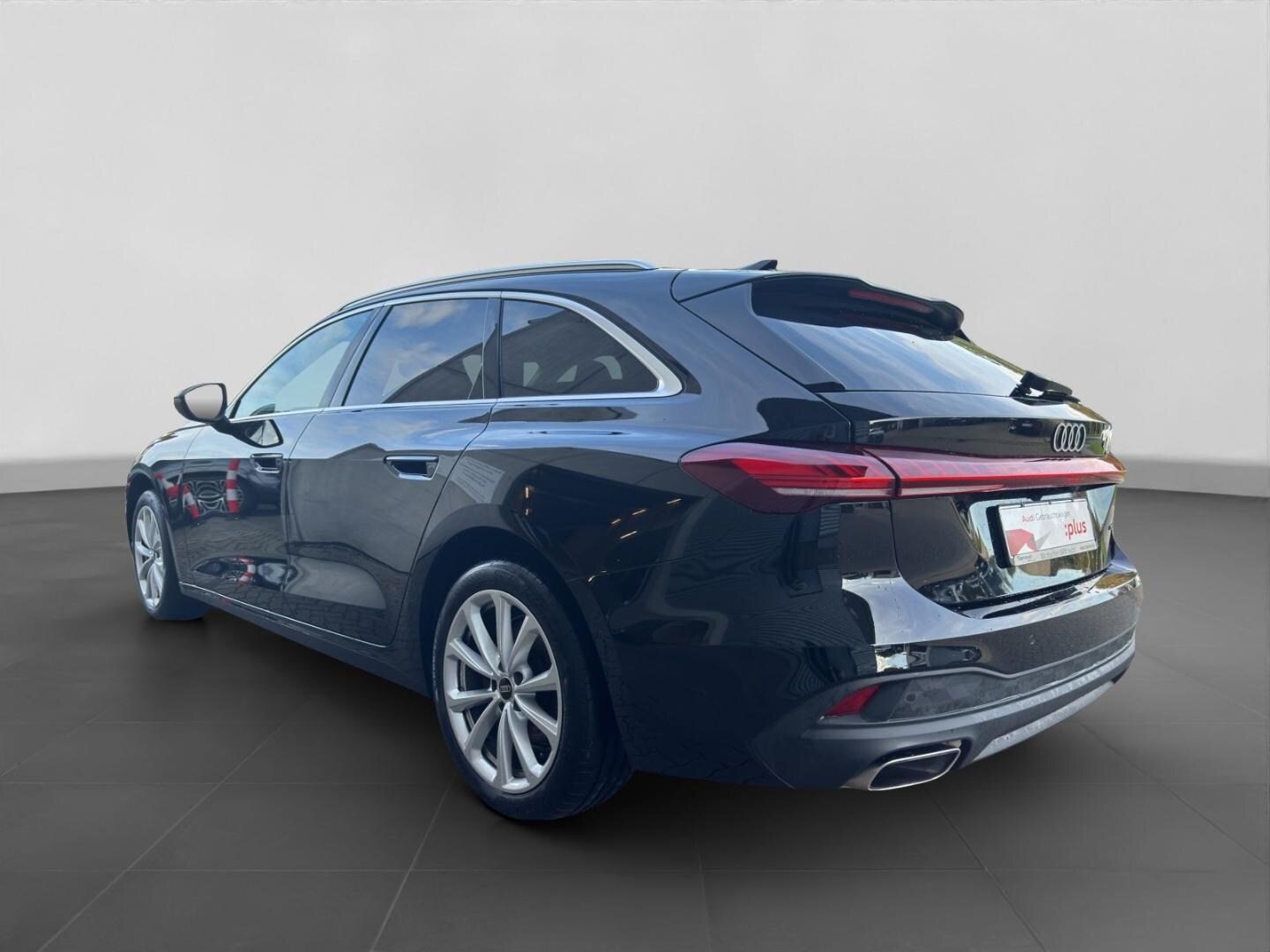 Bild über Audi A5 Avant TFSI quattro S tronic - für weitere Informationen kontaktieren Sie den Audi Partner