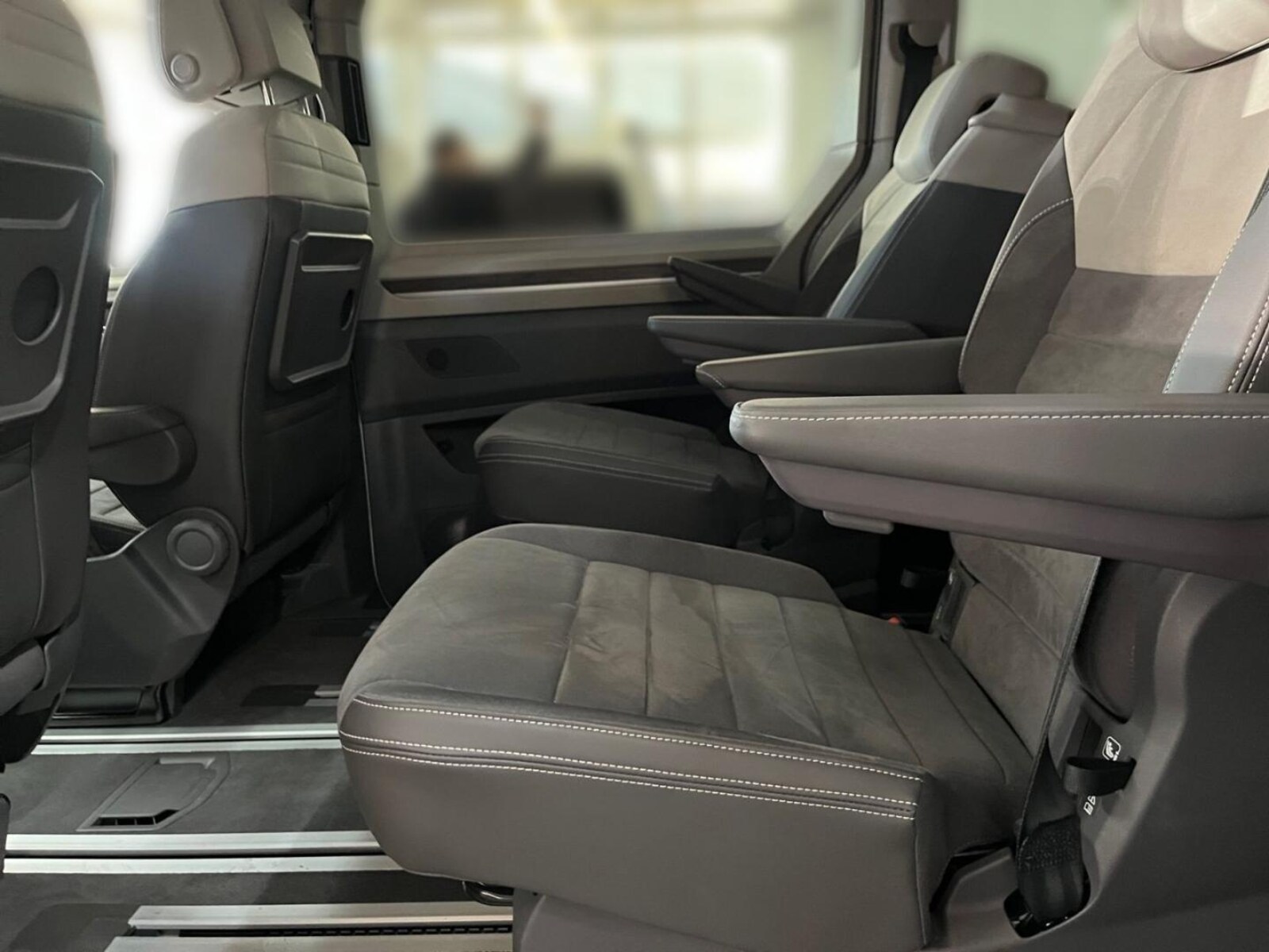 Volkswagen Multivan Langversion – Bild 15