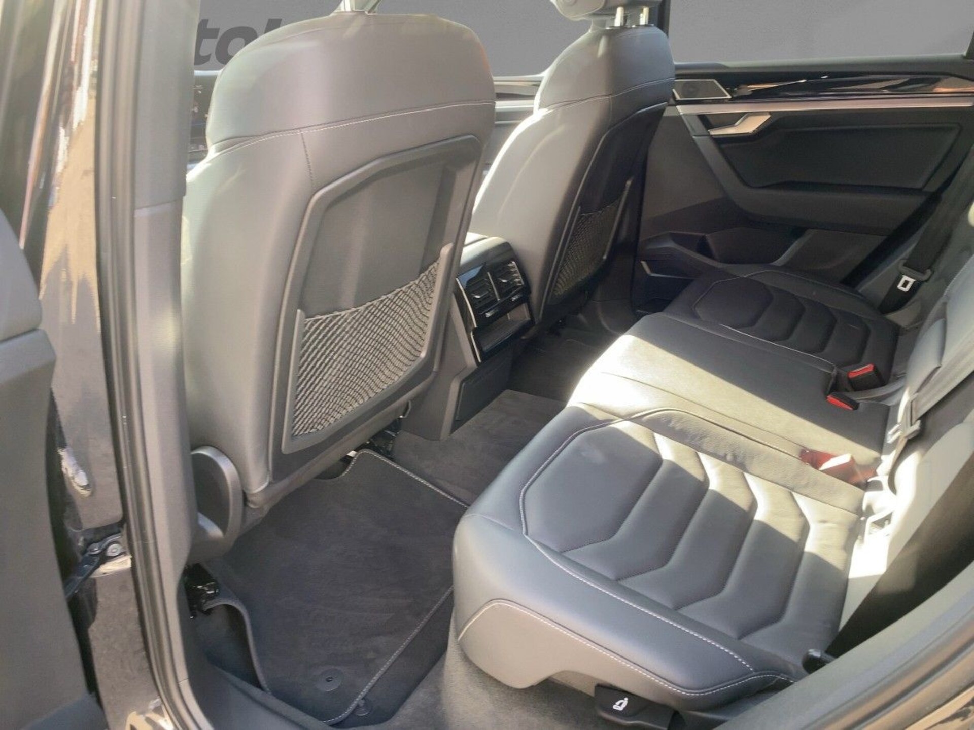 Volkswagen Touareg Basis-Modell