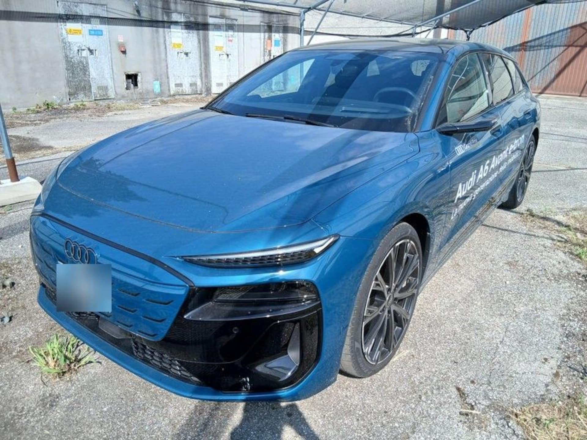 Audi A6 Avant e-tron edition one