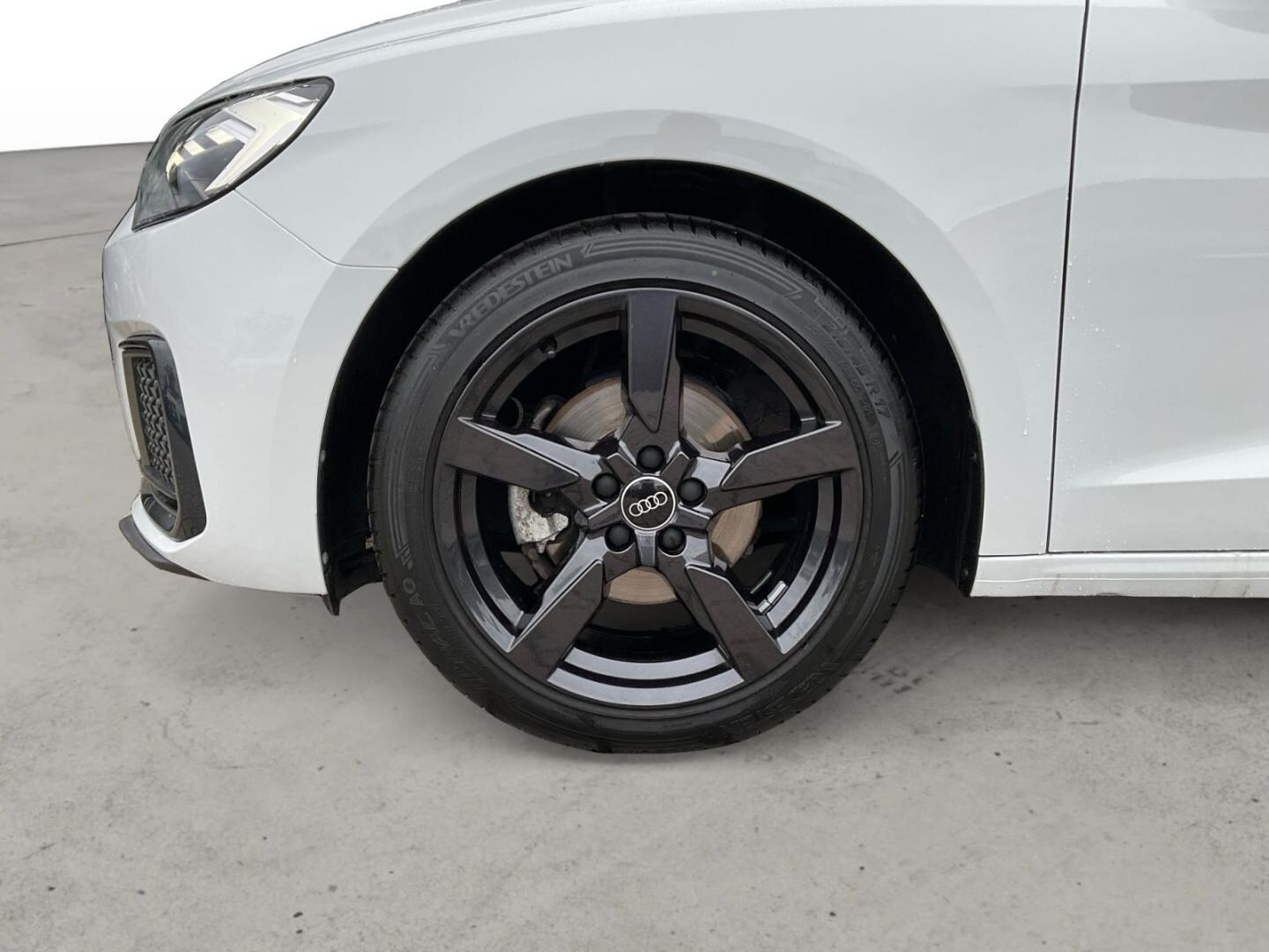 Bild über Audi A1 Sportback advanced 30 TFSI S tronic - für weitere Informationen kontaktieren Sie den Audi Partner