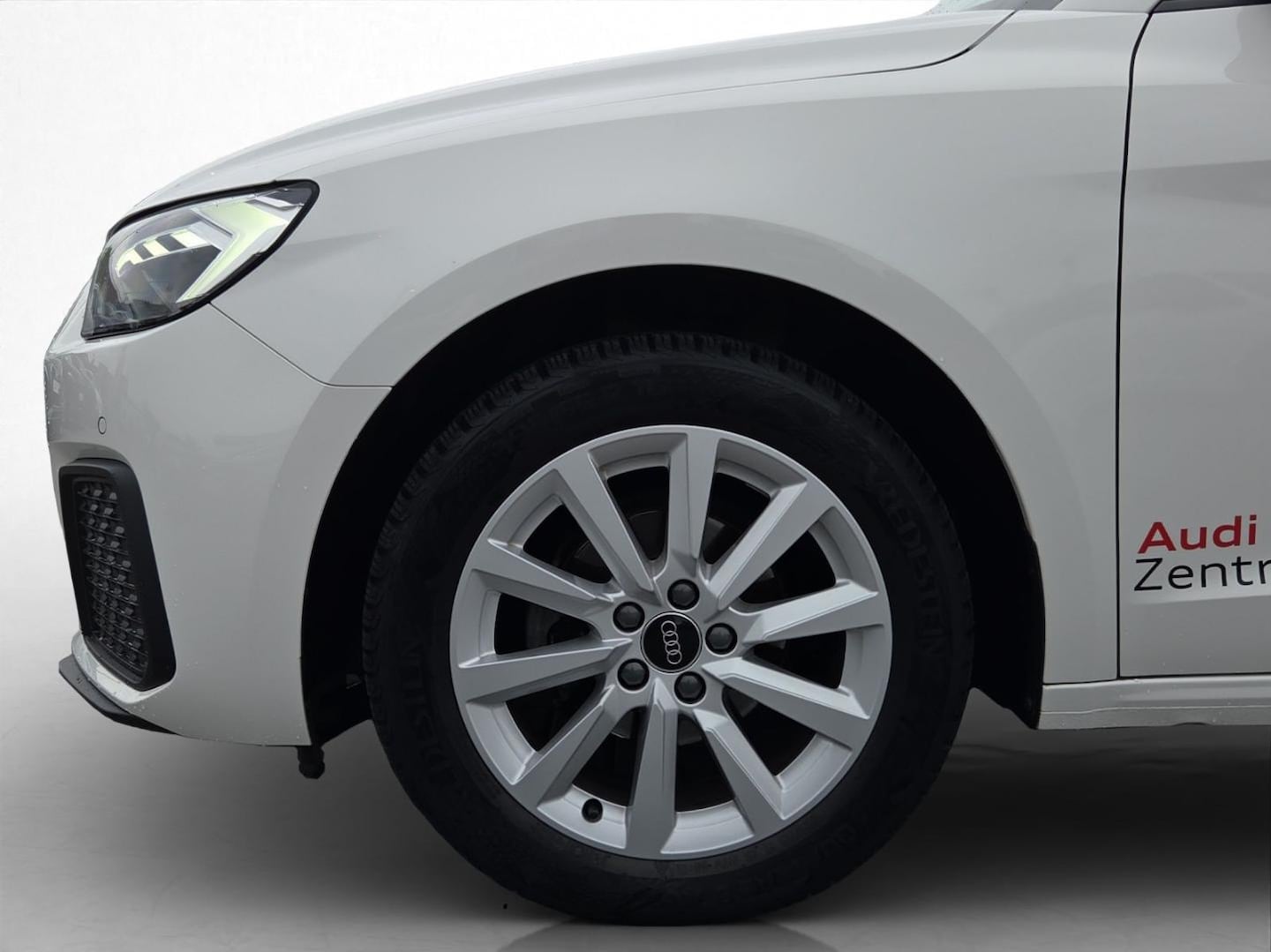 Bild über Audi A1 Sportback 25 TFSI Schaltgetriebe - für weitere Informationen kontaktieren Sie den Audi Partner