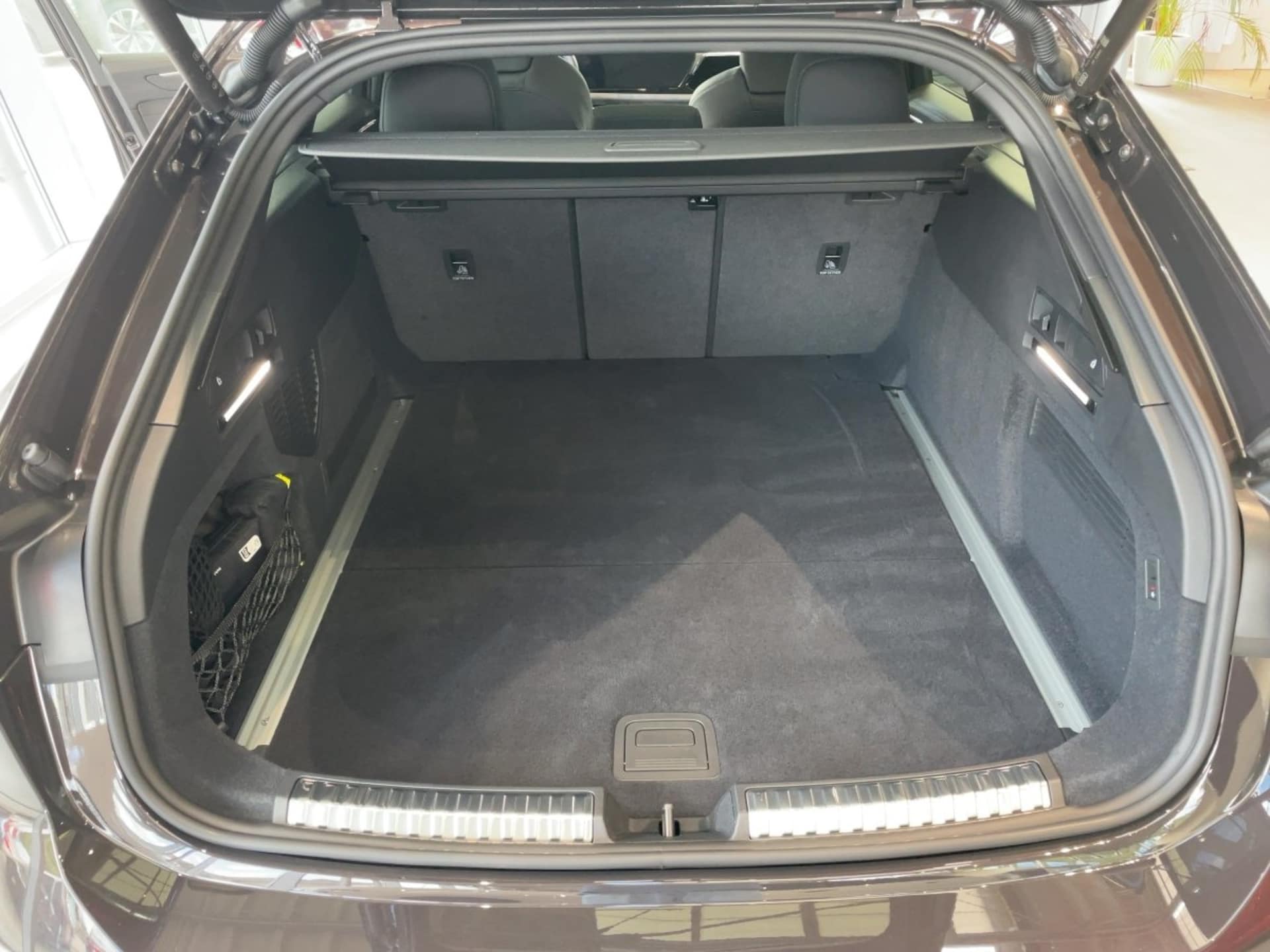 Audi A6 Avant edition one