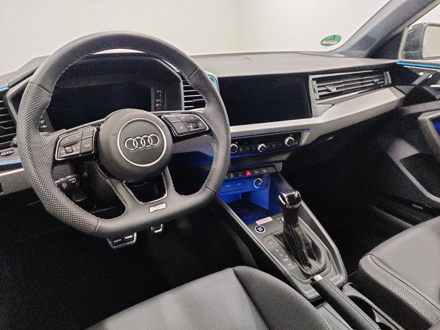 Bild über Audi A1 allstreet 35 TFSI S tronic - für weitere Informationen kontaktieren Sie den Audi Partner
