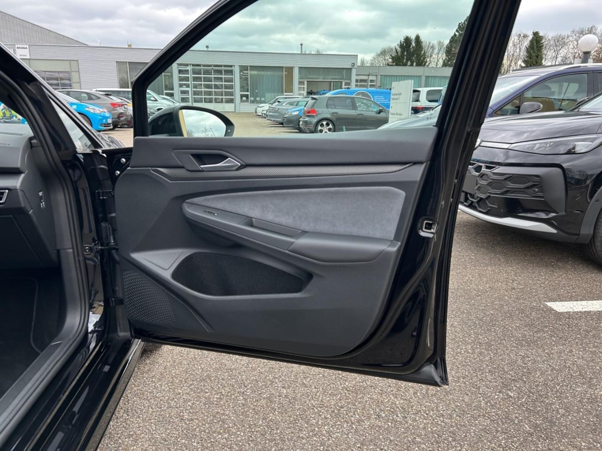 Volkswagen Golf Variant R-Line