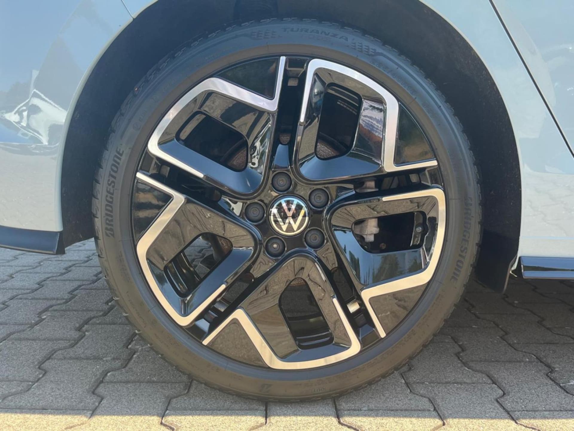 Volkswagen Golf R-Line