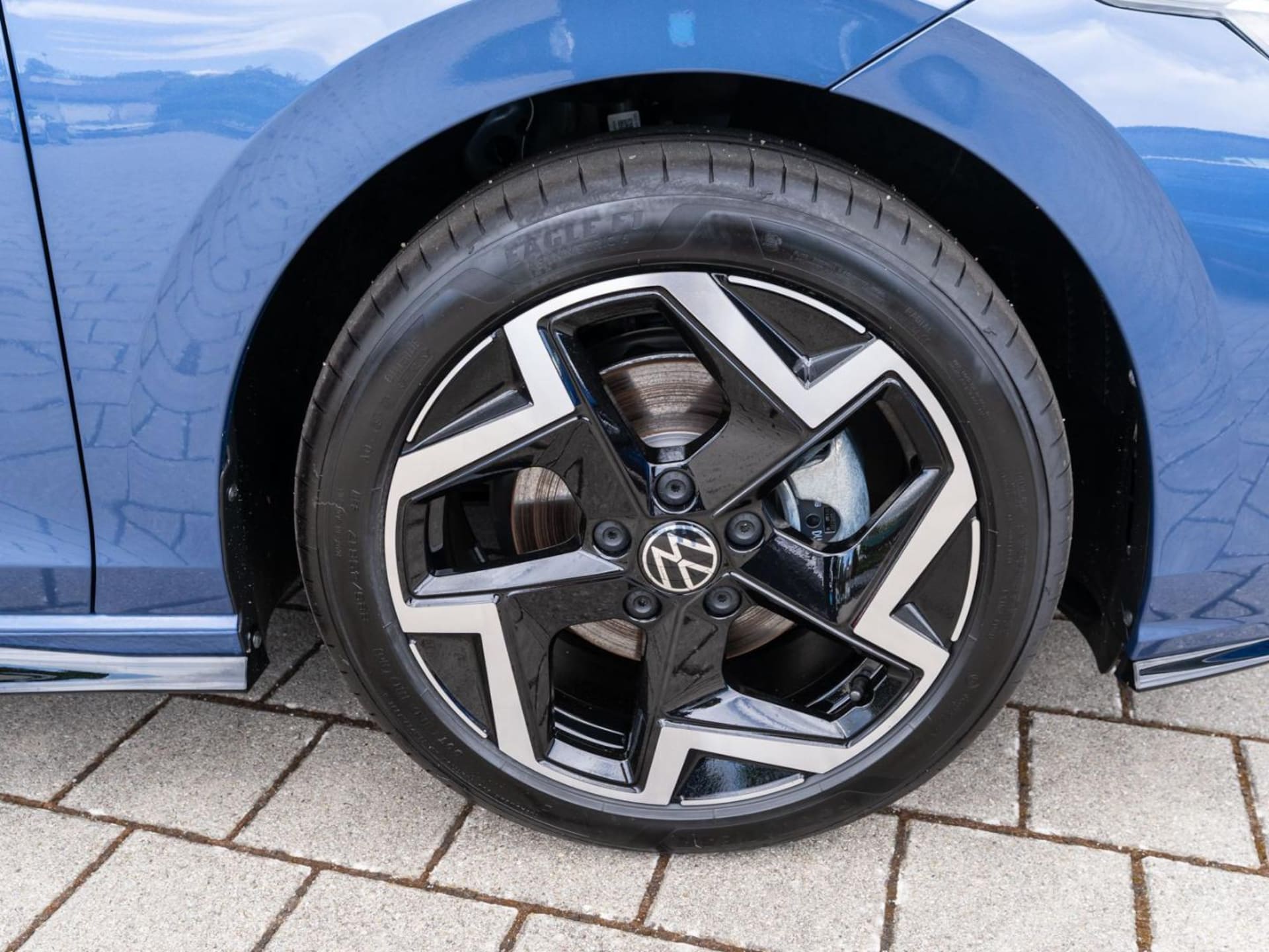 Volkswagen Golf R-Line