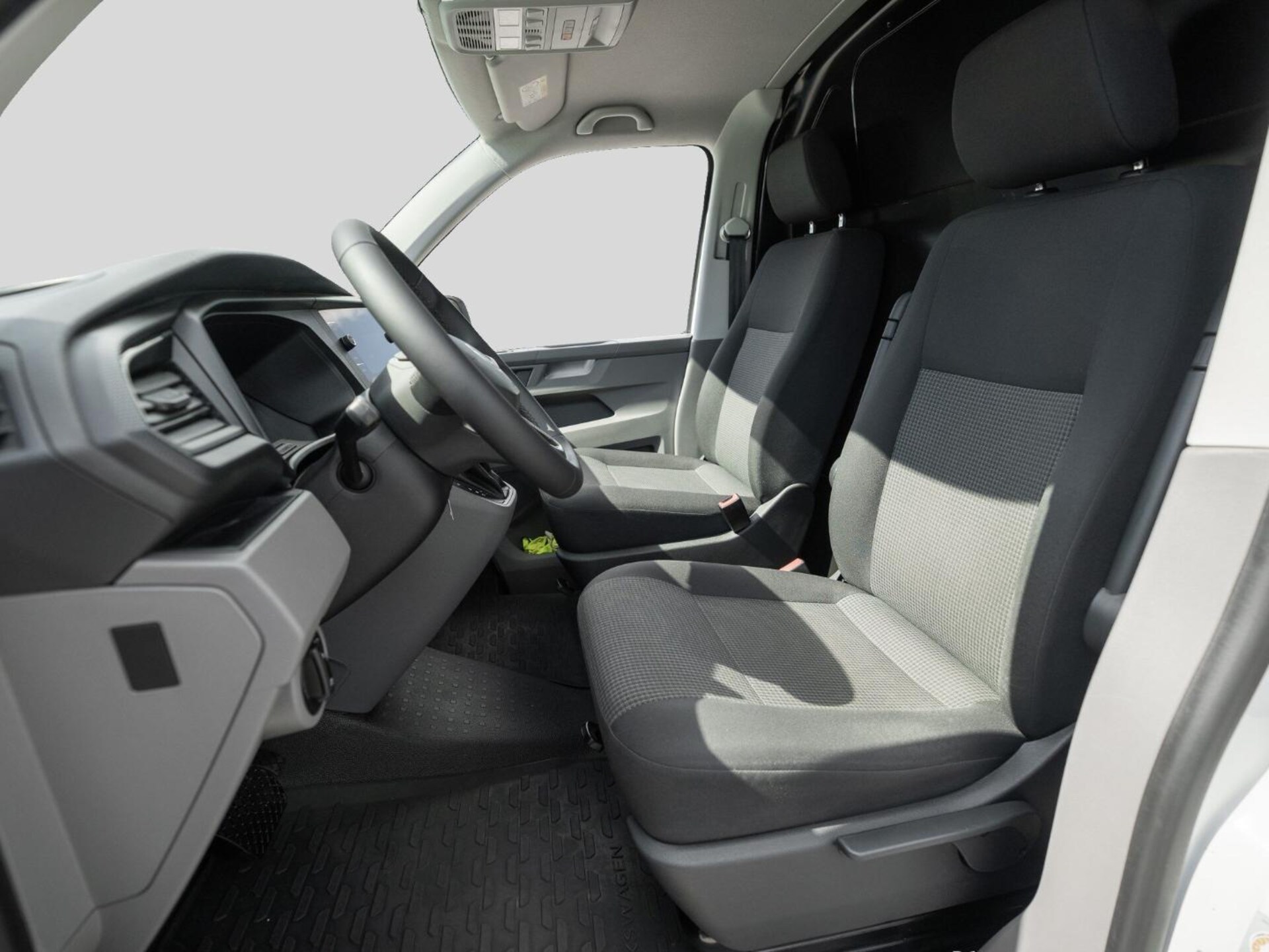 Volkswagen T6.1 Transporter Kasten langer Radstand