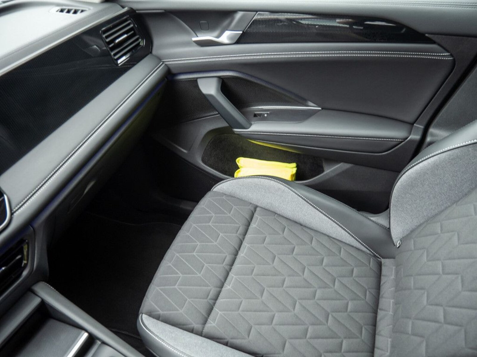 Volkswagen Tiguan – Bild 17