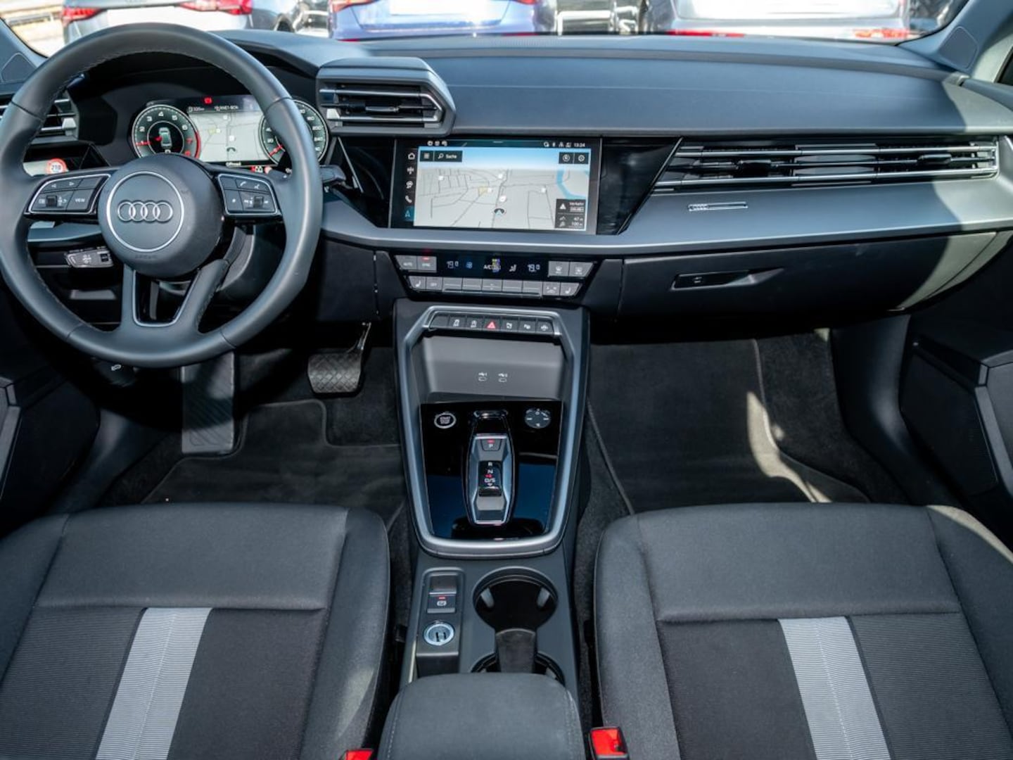 Bild über Audi A3 Limousine TFSI 110 kW S tronic - für weitere Informationen kontaktieren Sie den Audi Partner