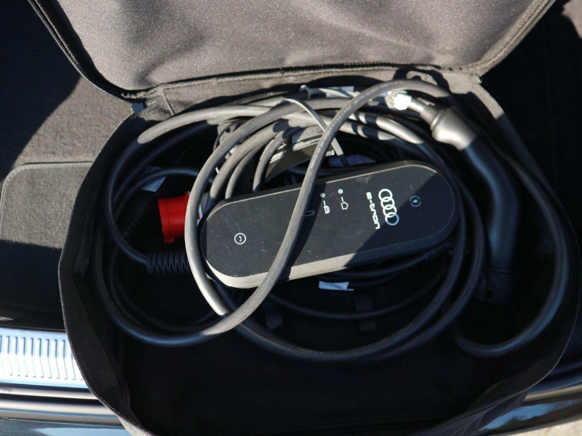 Audi A8 TFSI e