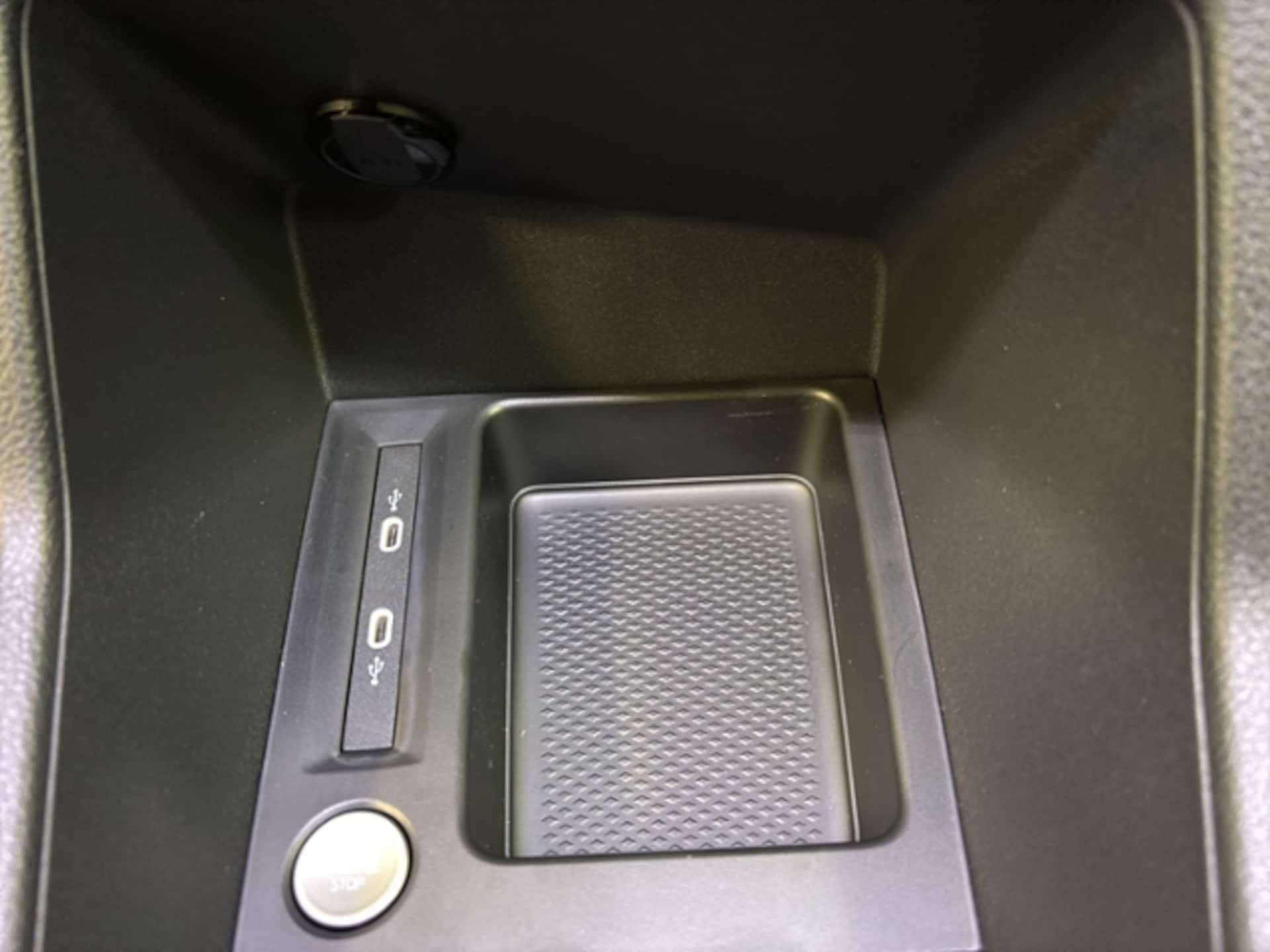Volkswagen Caddy Maxi Basis-Modell