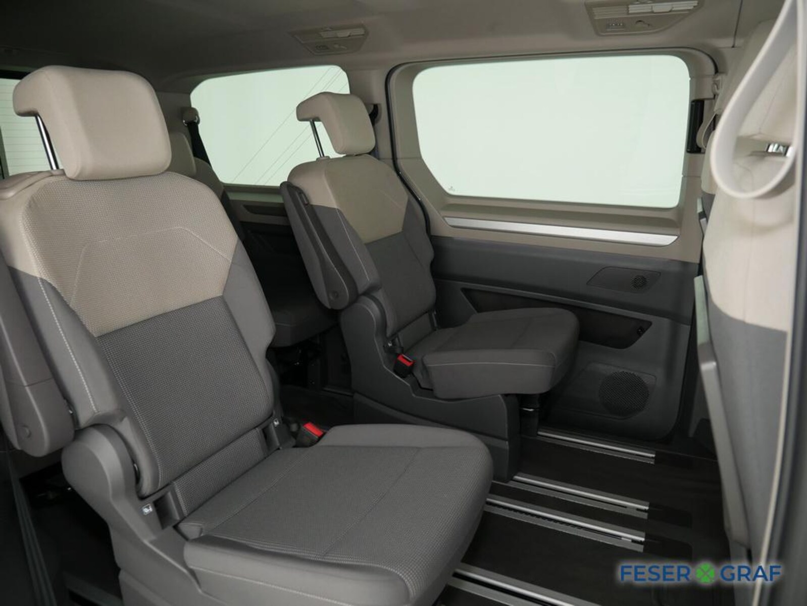 Volkswagen Multivan Langversion – Bild 6