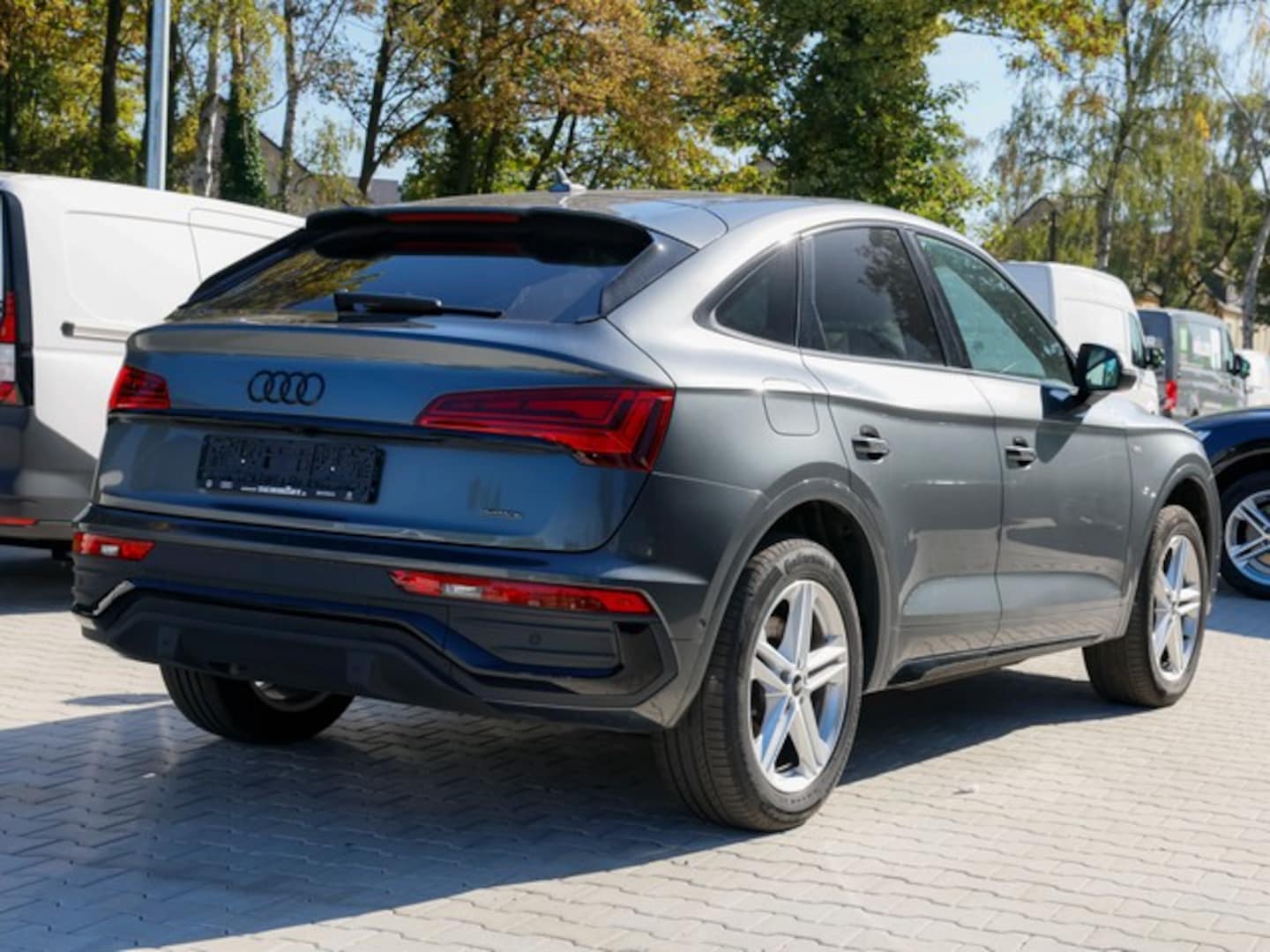 Bild über Audi Q5 Sportback 40 TDI quattro S tronic - für weitere Informationen kontaktieren Sie den Audi Partner