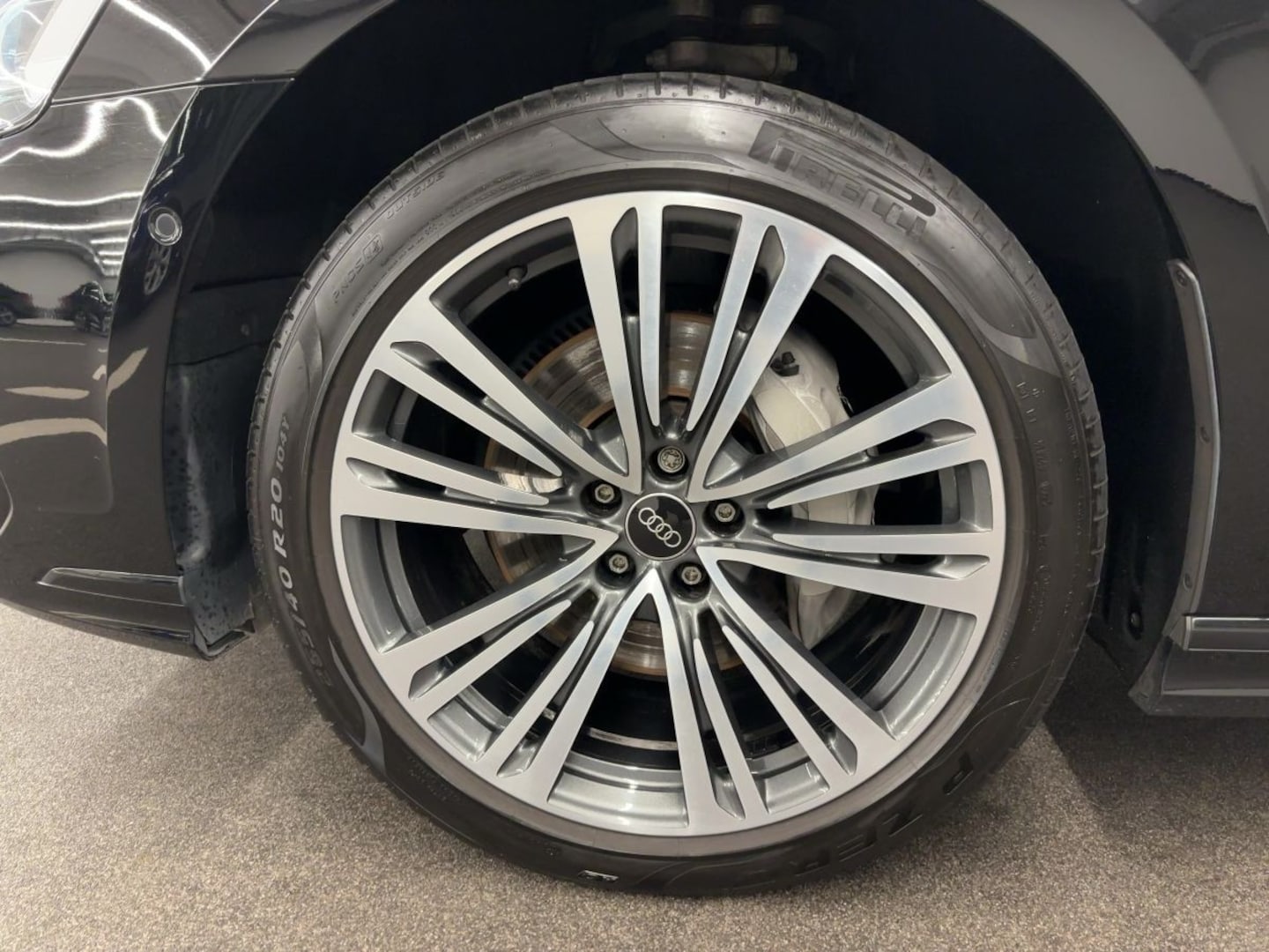 Bild über Audi A8 L 50 TDI quattro tiptronic - für weitere Informationen kontaktieren Sie den Audi Partner