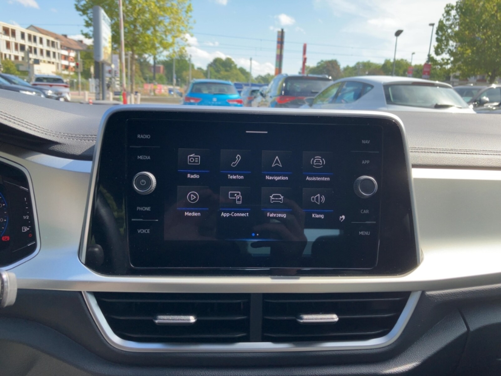 Volkswagen T-Roc Cabriolet – Bild 11