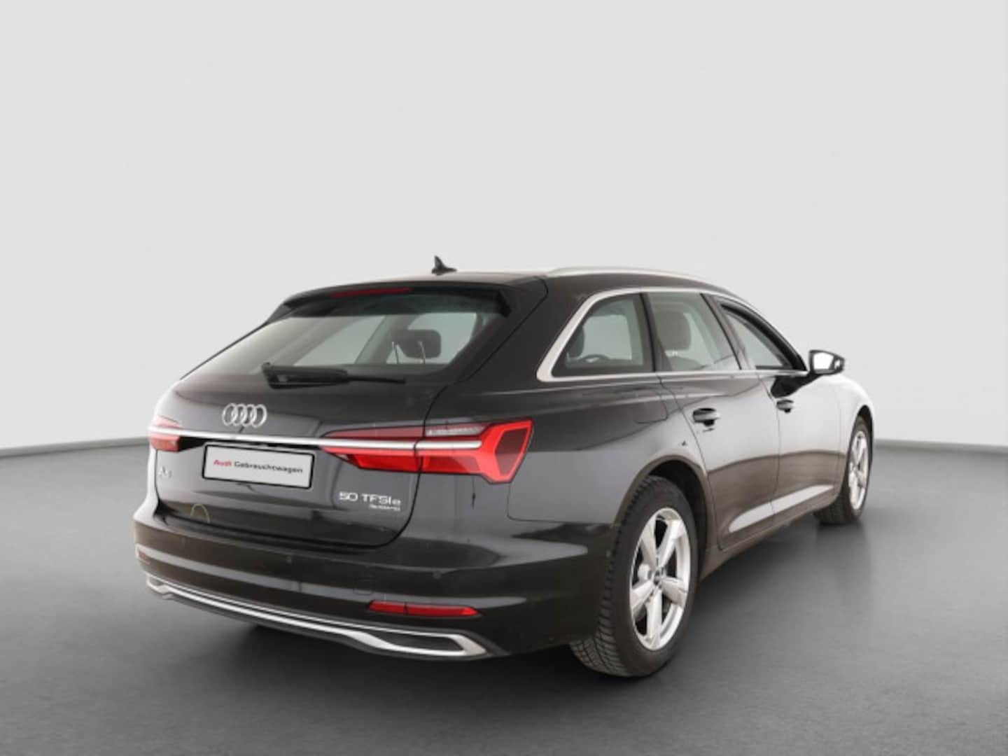 Bild über Audi A6 Avant TFSI e advanced 50 TFSI e quattro S tronic - für weitere Informationen kontaktieren Sie den Audi Partner