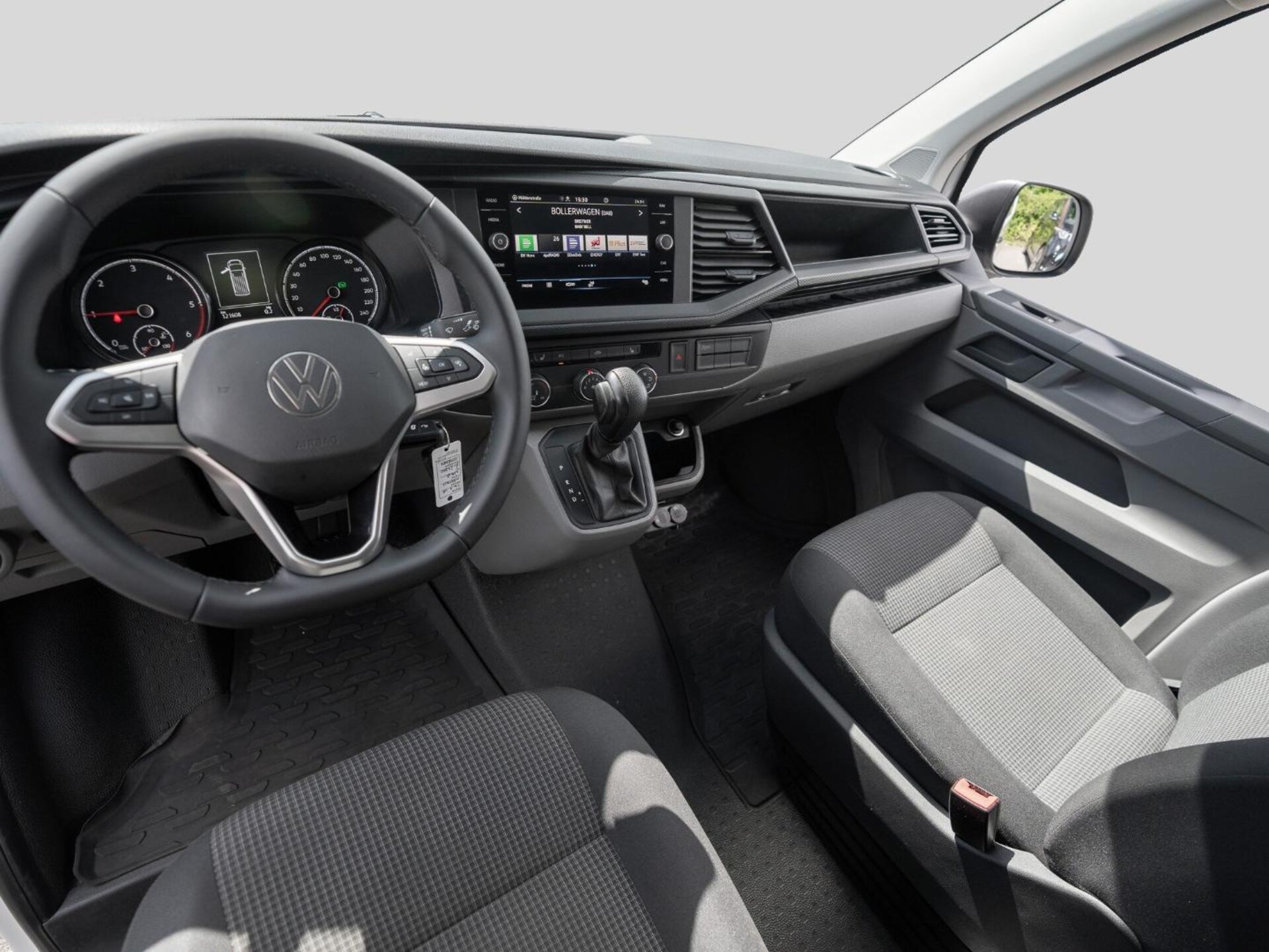 Volkswagen T6.1 Transporter Kasten langer Radstand