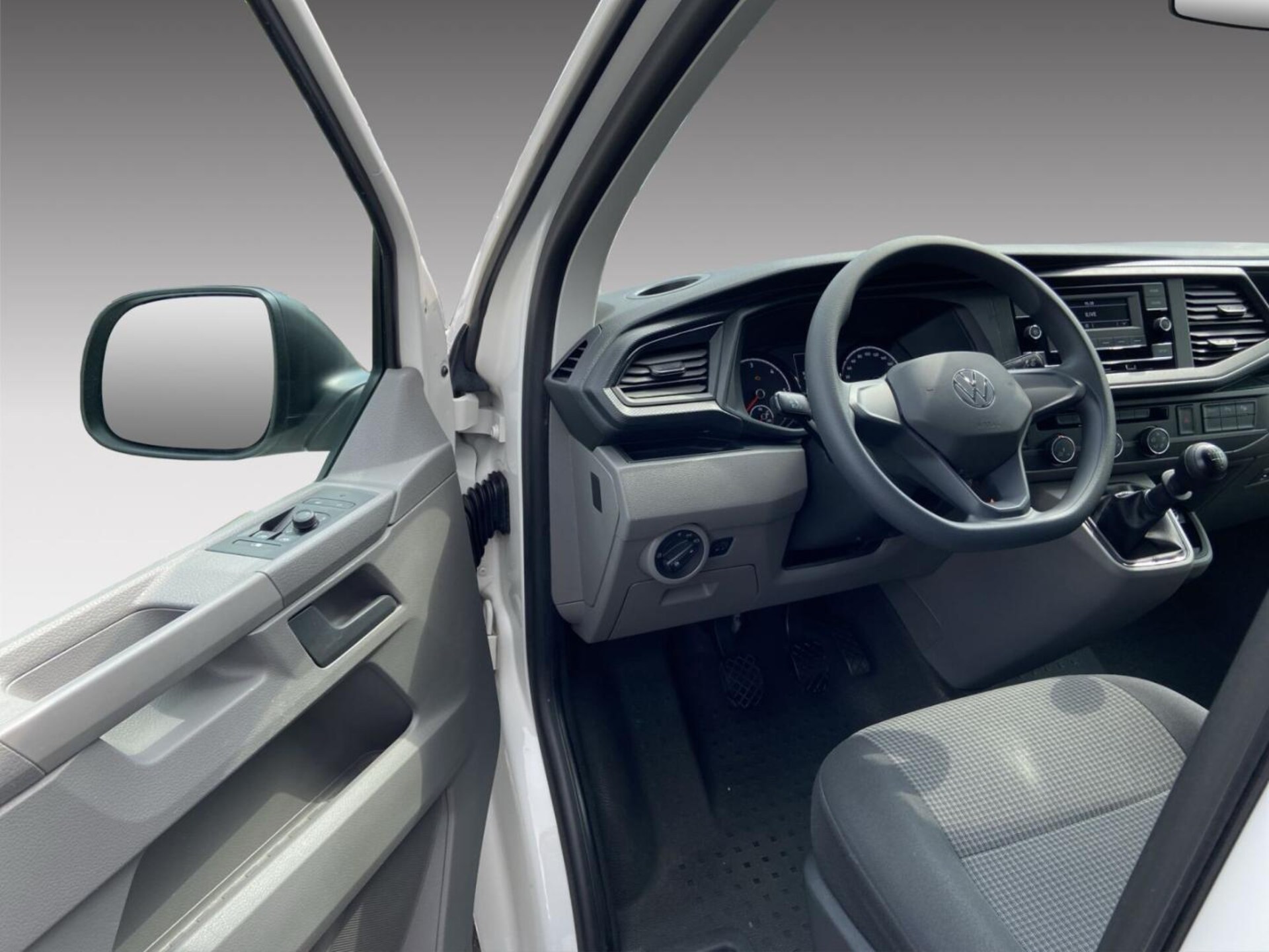 Volkswagen T6.1 Transporter Kasten langer Radstand