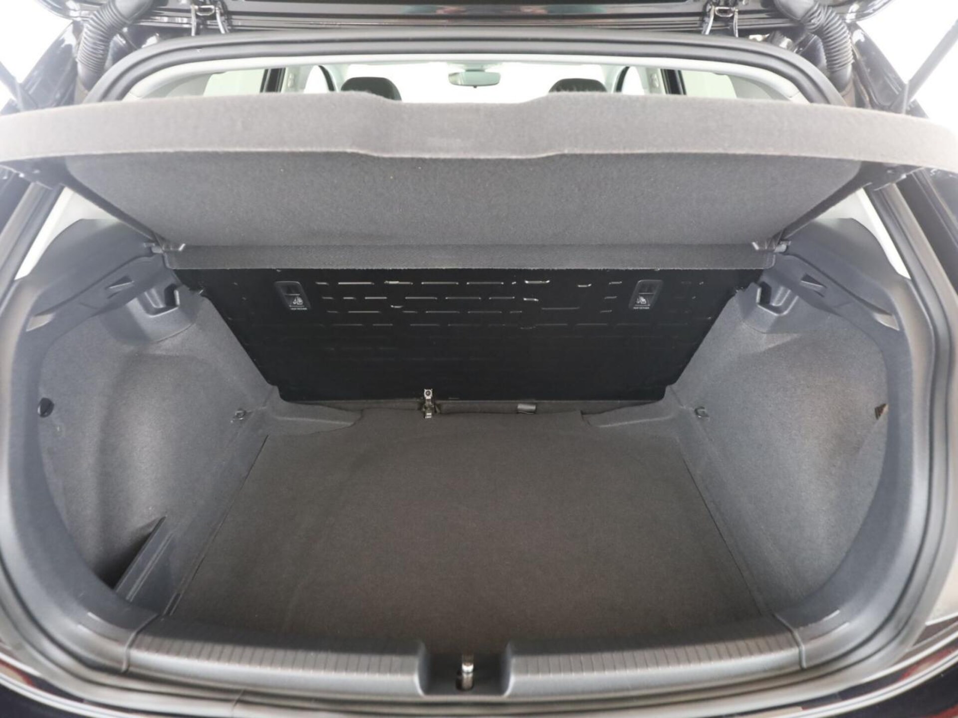 Volkswagen Polo Basis-Modell