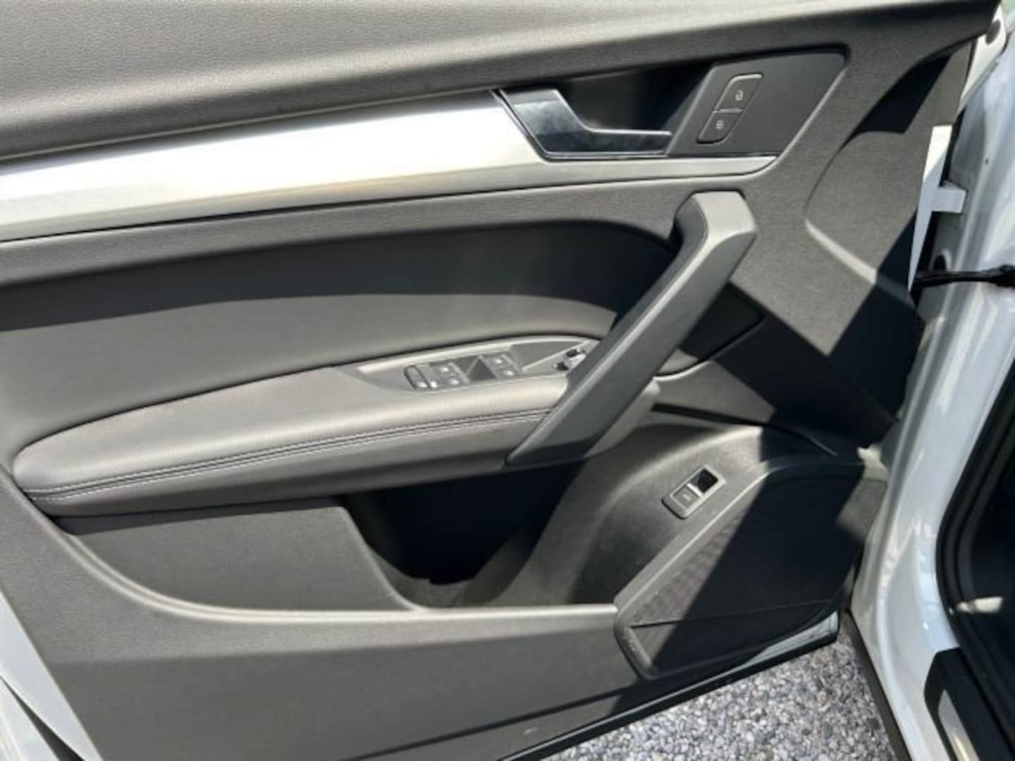Bild über Audi Q5 40 TDI quattro S tronic - für weitere Informationen kontaktieren Sie den Audi Partner