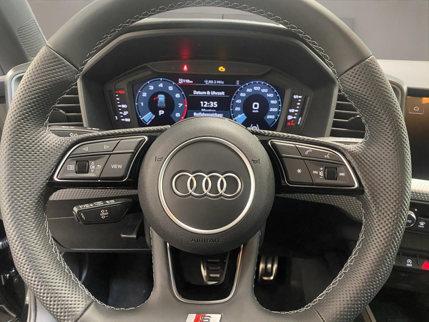 Bild über Audi A1 Sportback advanced 30 TFSI S tronic - für weitere Informationen kontaktieren Sie den Audi Partner