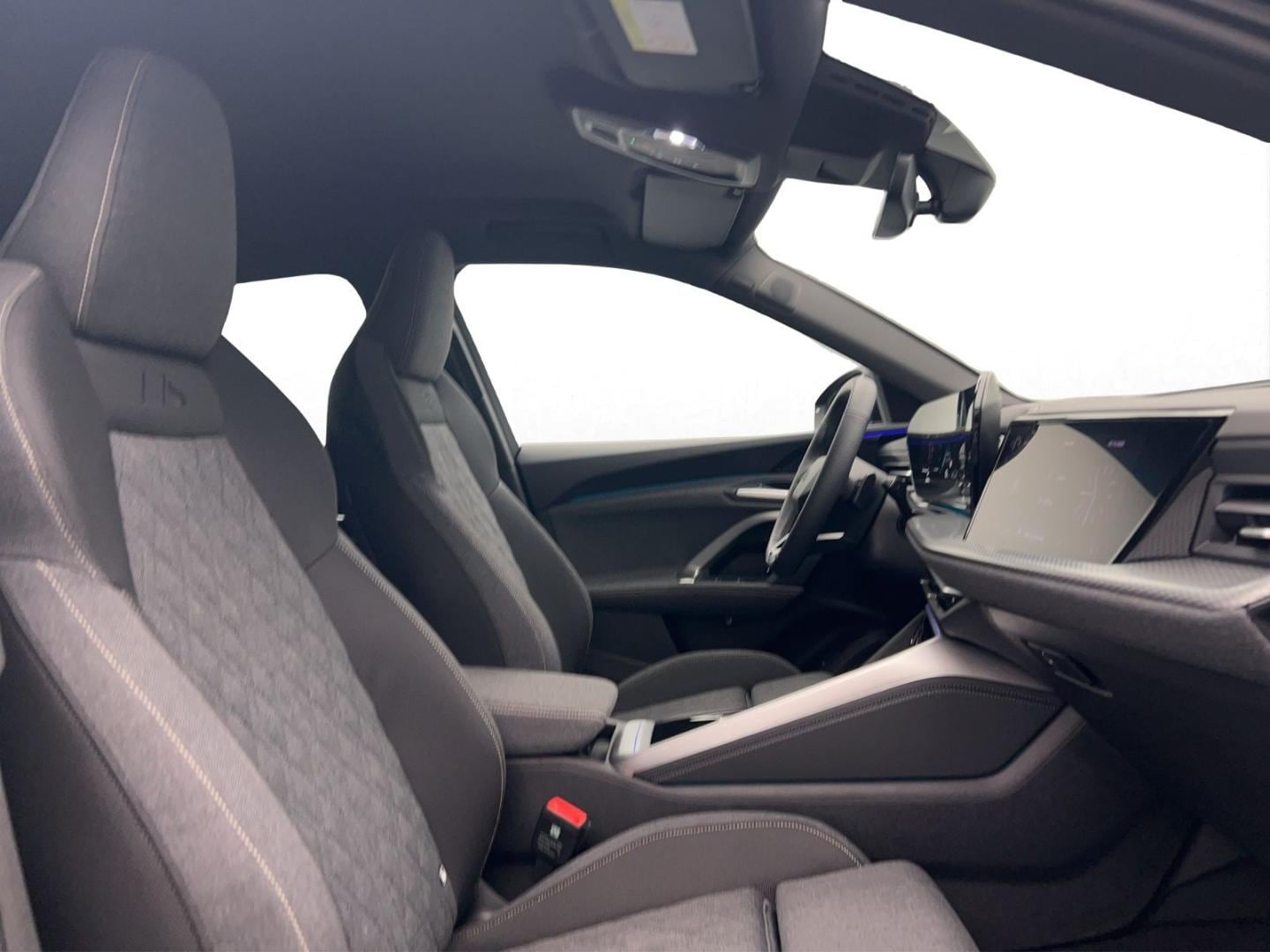 Bild über Audi Q5 SUV TFSI quattro 150 kW S tronic - für weitere Informationen kontaktieren Sie den Audi Partner