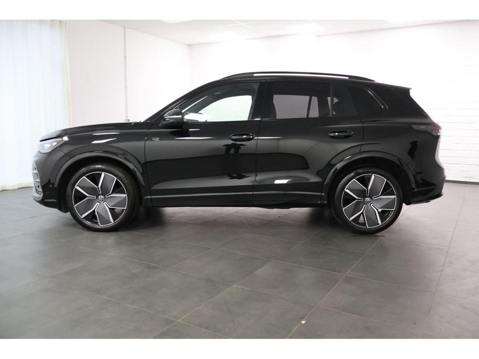 Volkswagen Tiguan – Bild 7