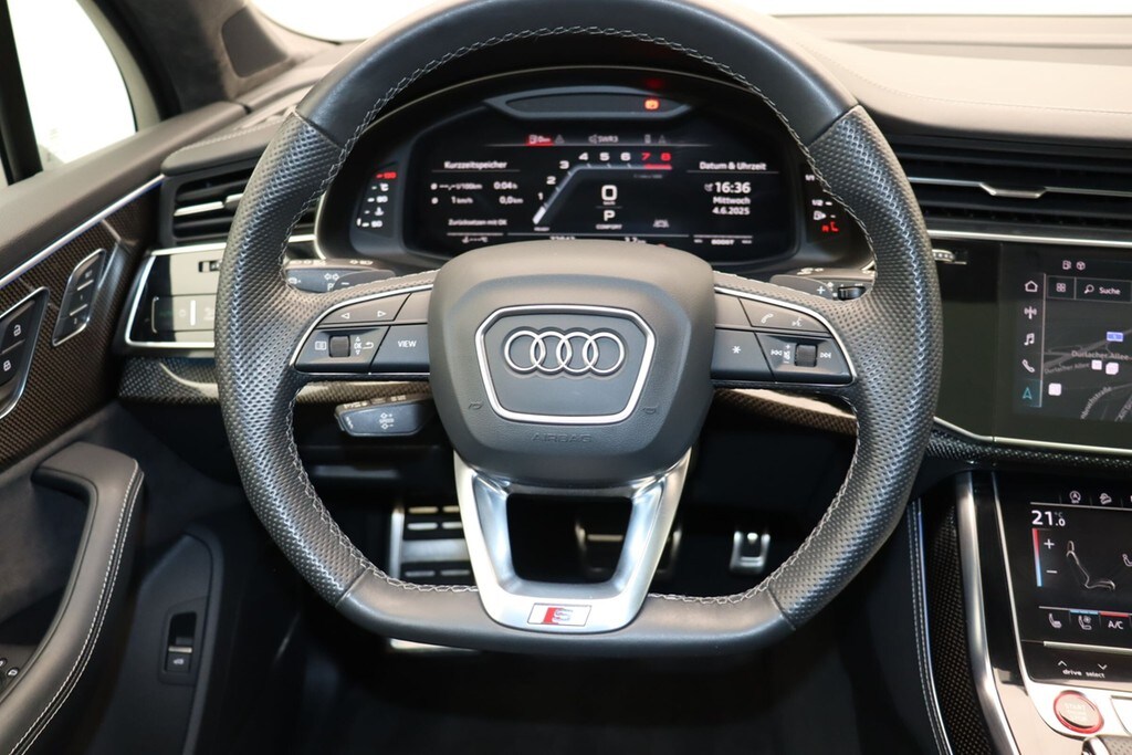 Image about Audi SQ7 TFSI quattro tiptronic