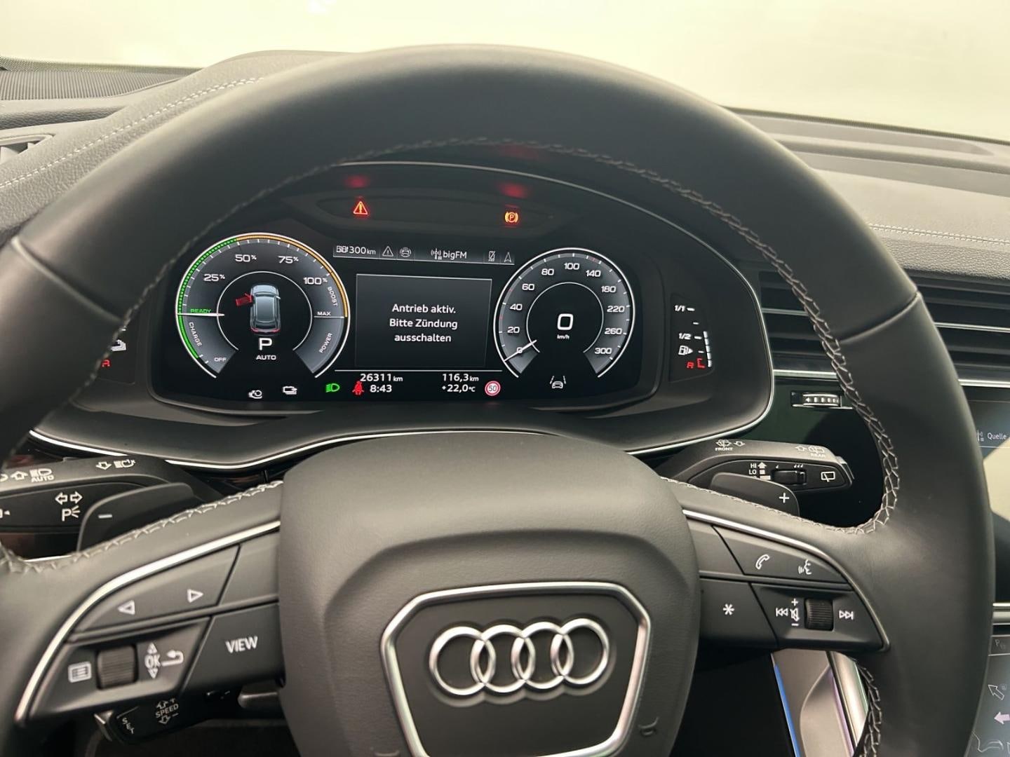 Bild über Audi Q8 SUV TFSI e 55 TFSI e quattro tiptronic - für weitere Informationen kontaktieren Sie den Audi Partner
