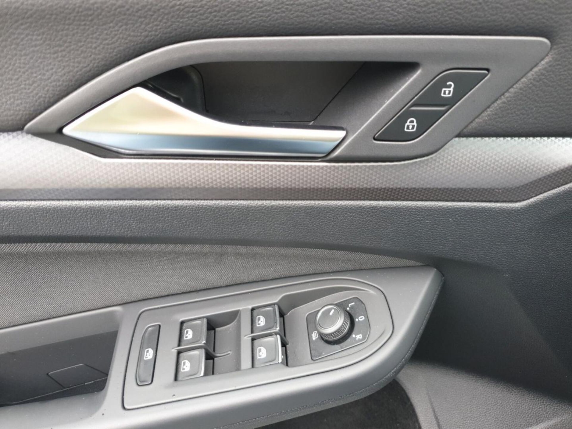 Volkswagen Golf Active