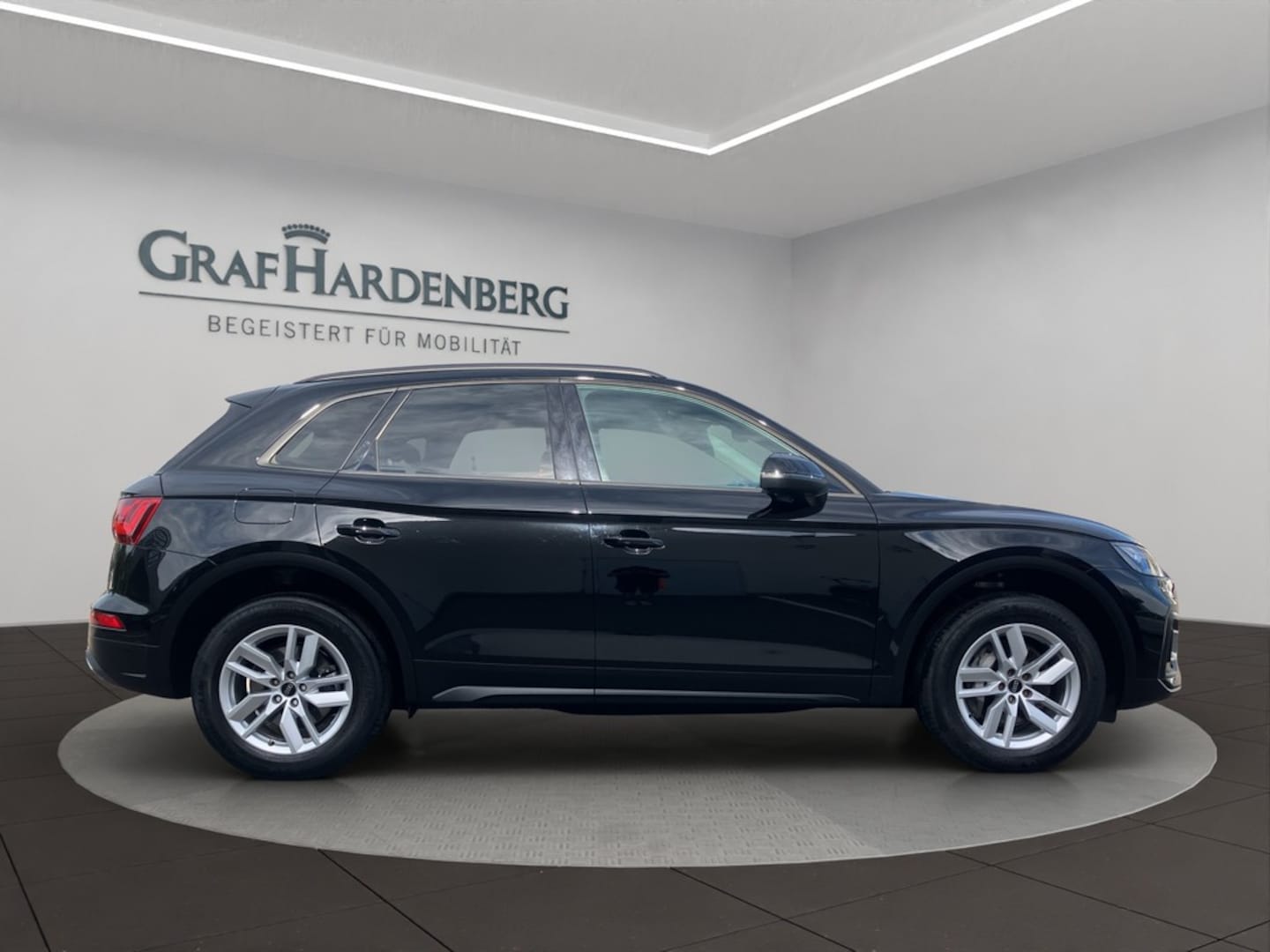 Bild über Audi Q5 TFSI e 50 TFSI e quattro S tronic - für weitere Informationen kontaktieren Sie den Audi Partner