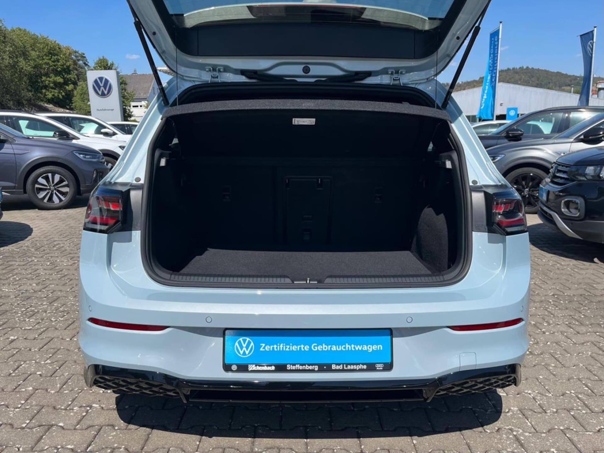 Volkswagen Golf R-Line