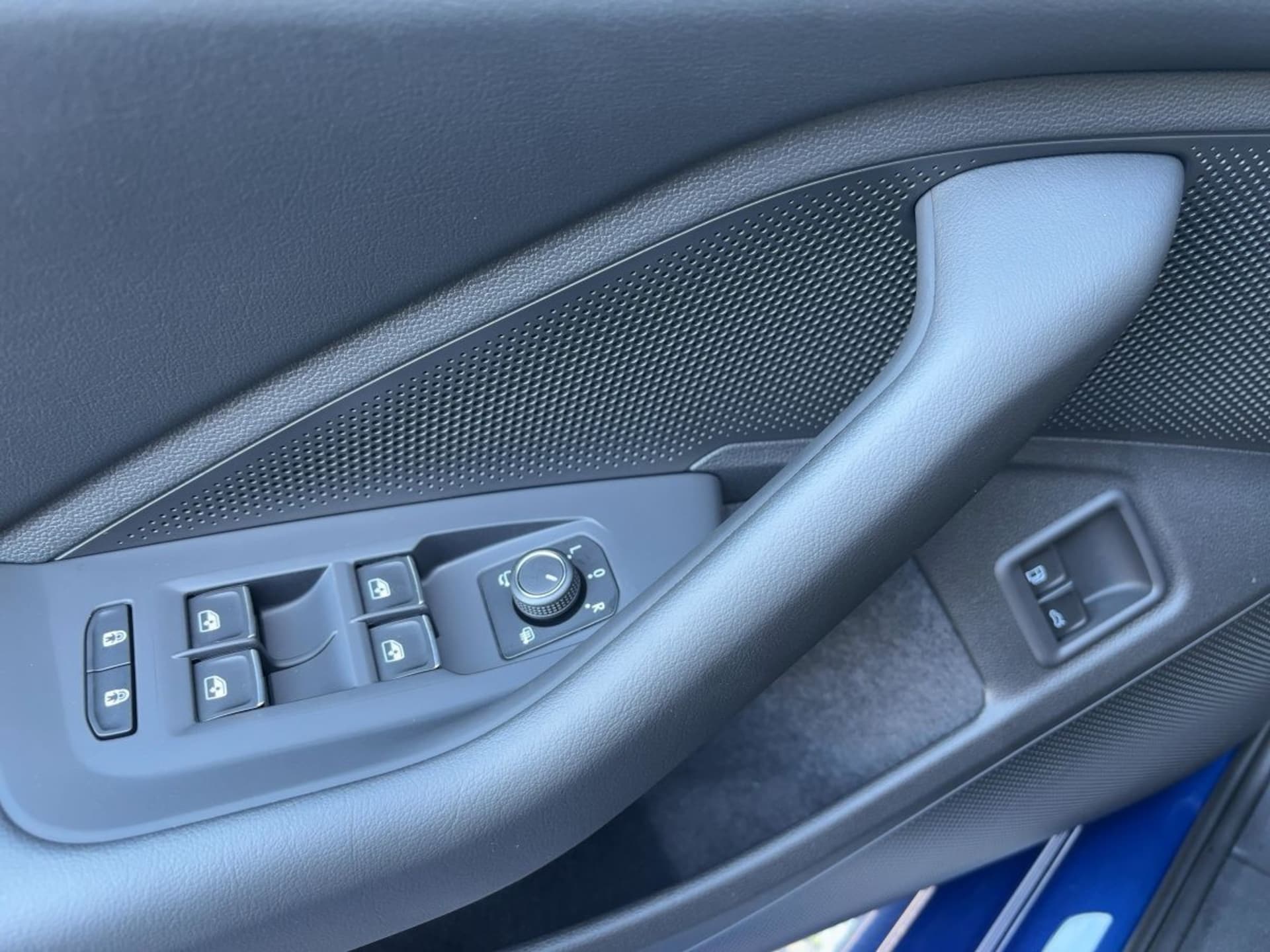 Volkswagen Passat Elegance