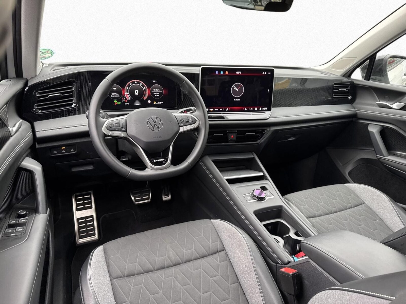 Volkswagen Tiguan – Bild 9