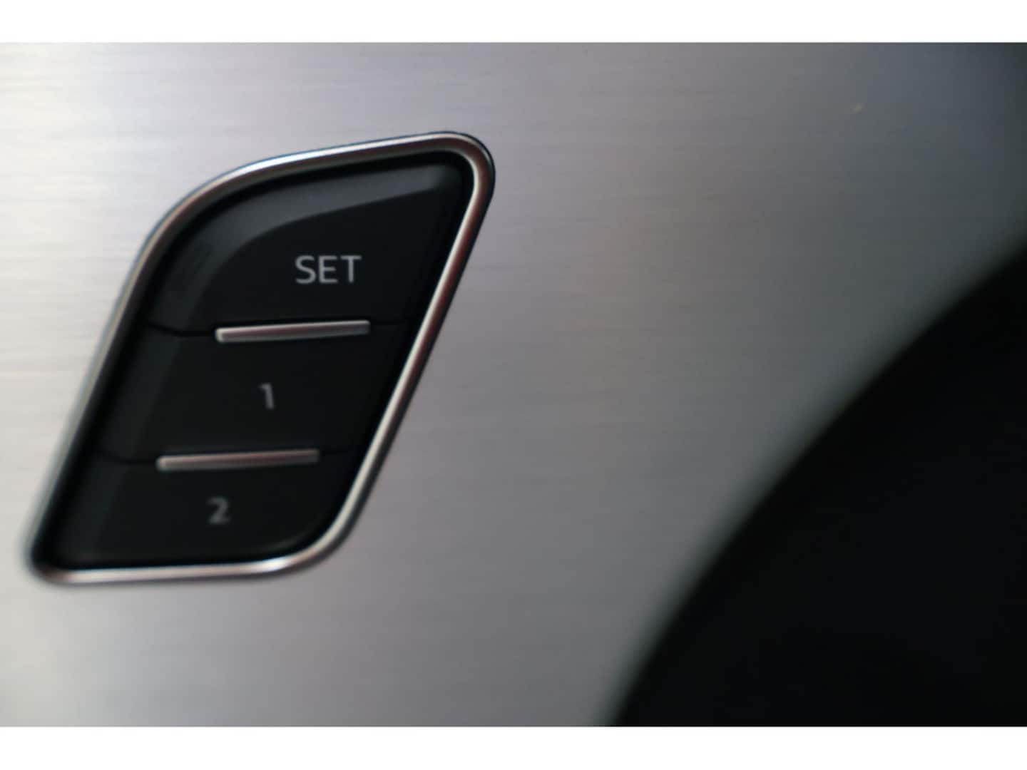 Bild über Audi Q8 SUV 50 TDI quattro tiptronic - für weitere Informationen kontaktieren Sie den Audi Partner