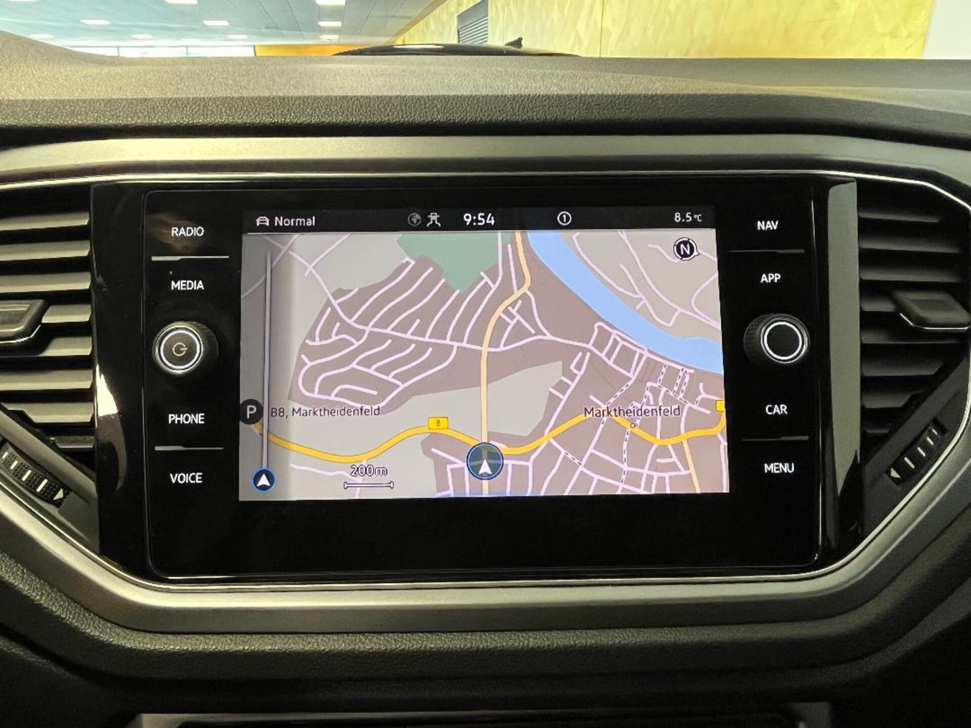 Volkswagen T-Roc Active
